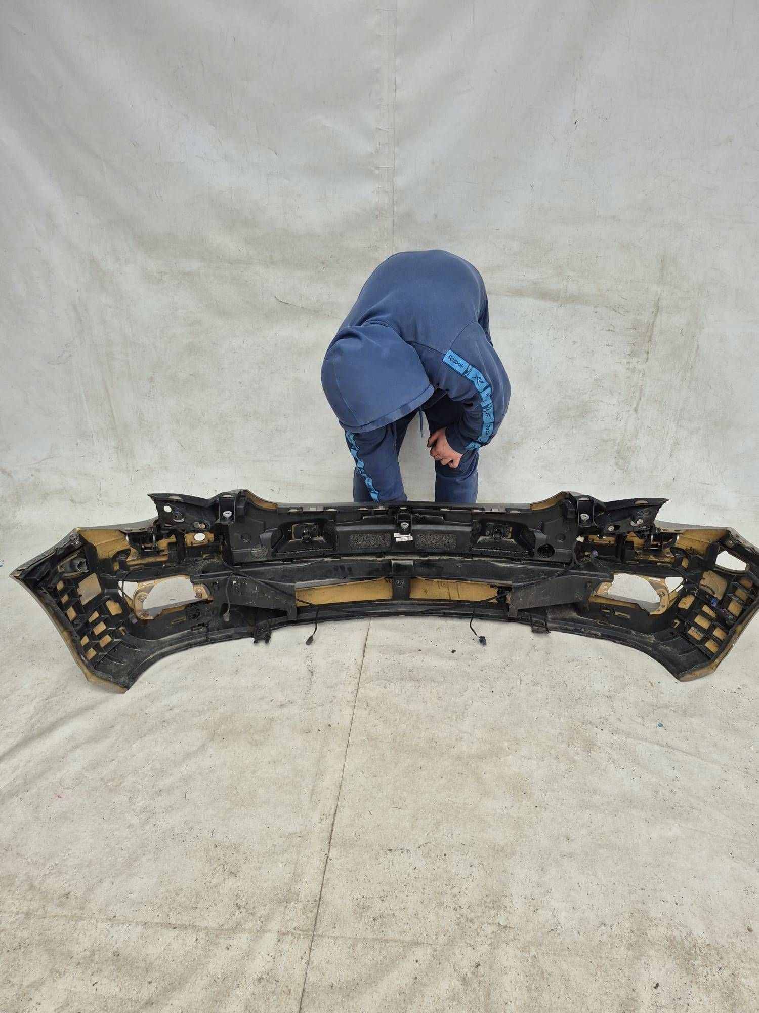MERCEDES R-KLASA W251 05- bumper front front SPR PDC