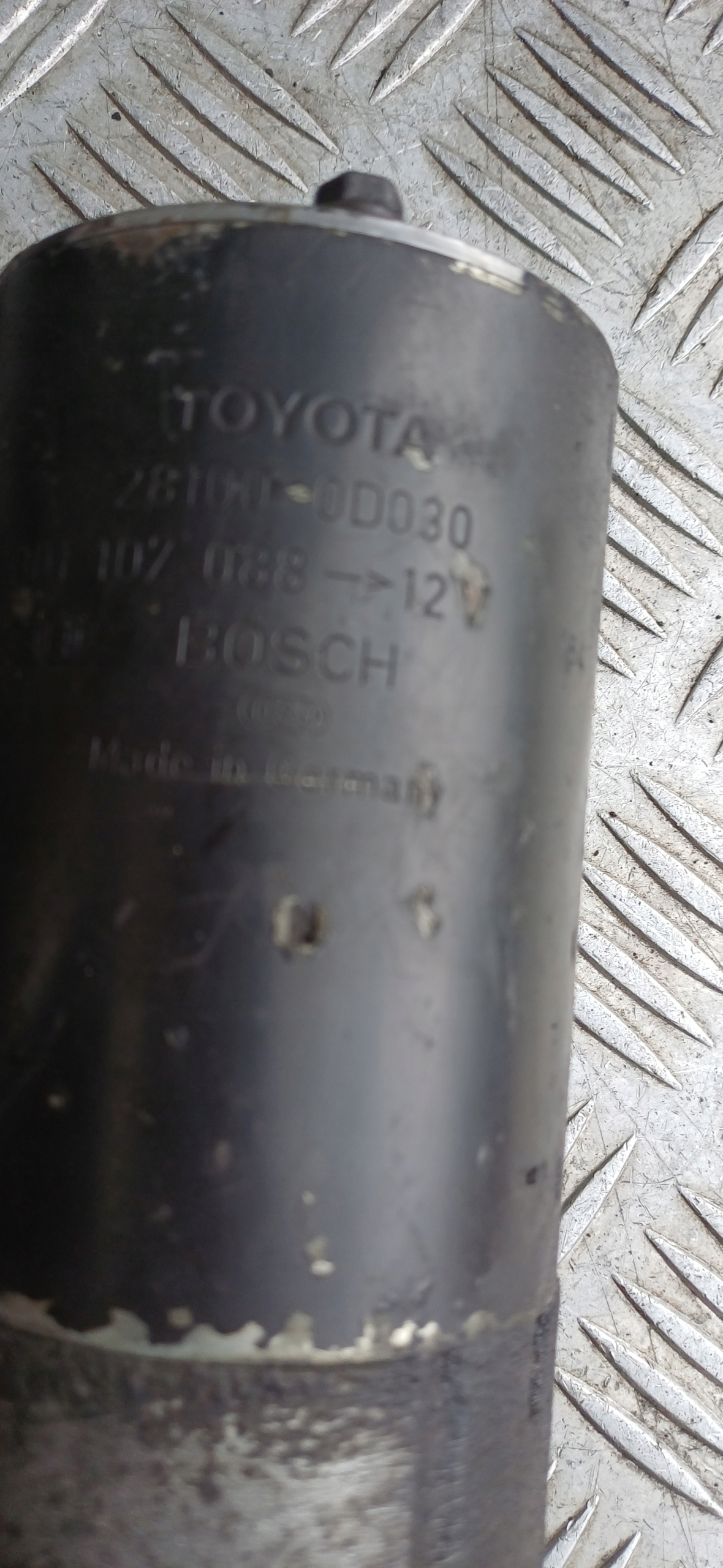 TOYOTA AVENSIS t22 1.6 1.8 önindító STARTER 28100-0D030