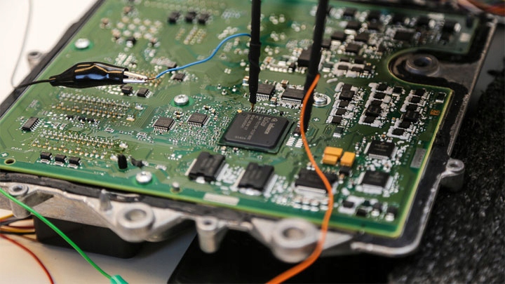 Klonowanie Programowanie sterownika silnika ECU Producent części Audi OE