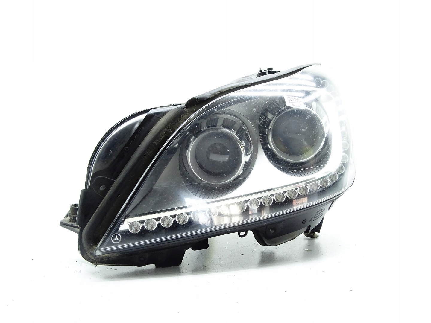 REFLEKTOR light left front front BI XENON MERCEDES CLS W218 A2188201759