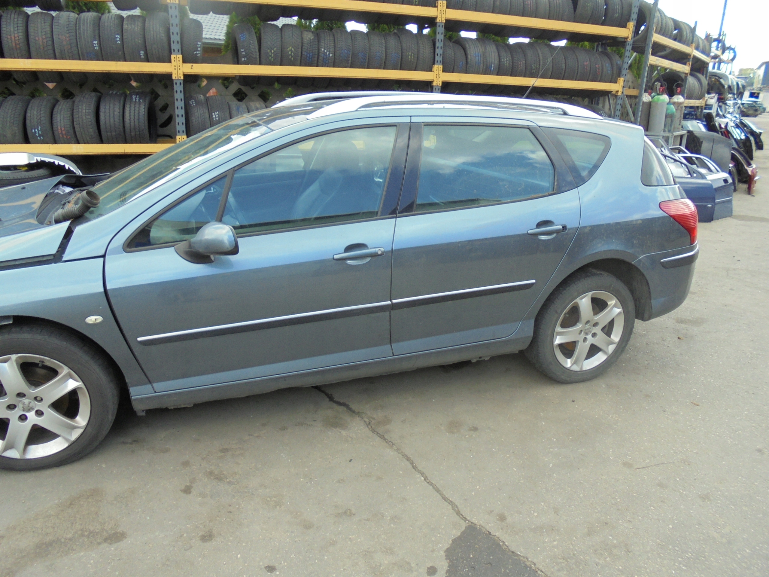 BŁOTNIK LEWY TYŁ PEUGEOT 407 SW KOMBI KOLOR EZWD