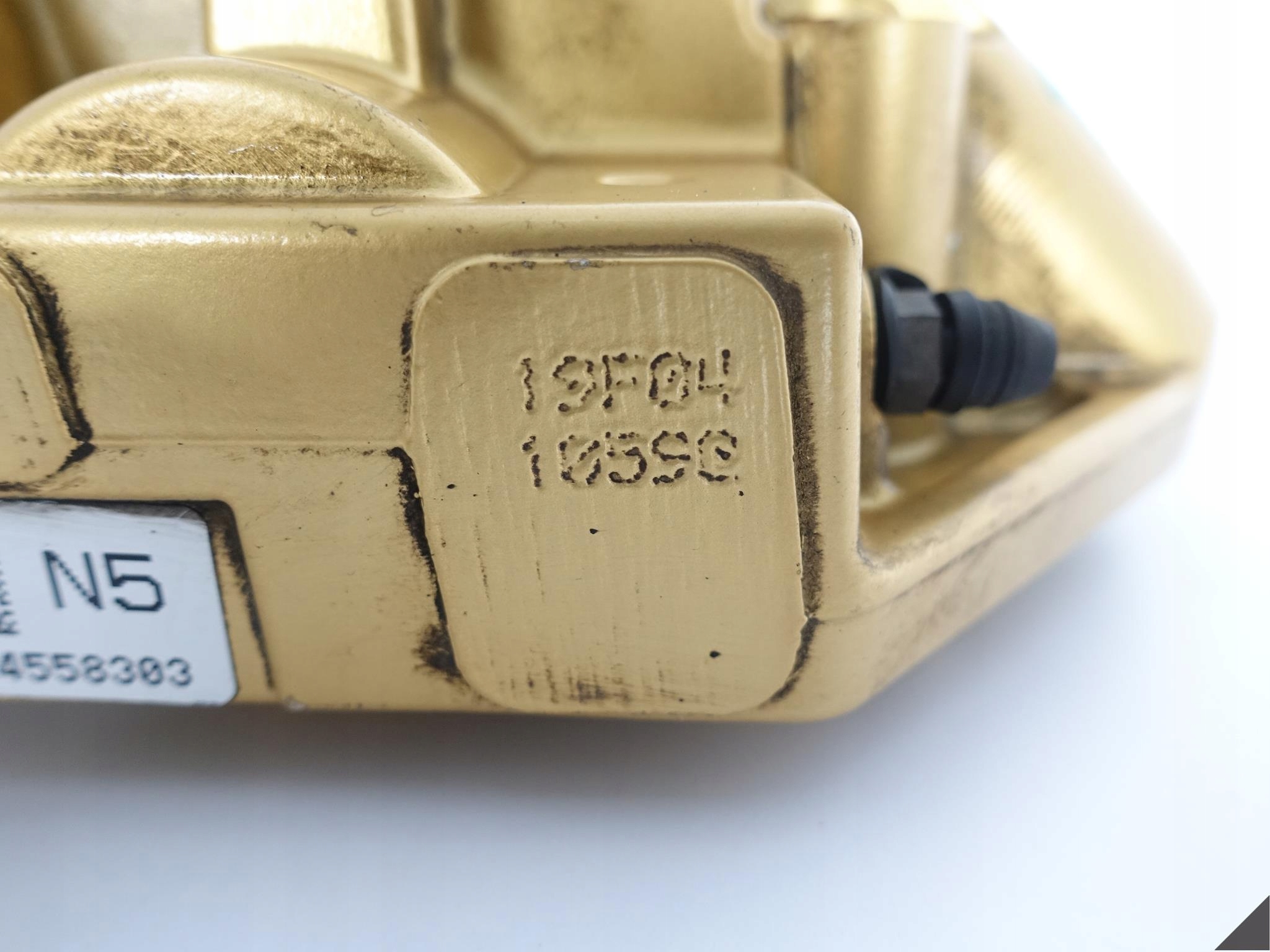 BMW M5 F90 M8 F91 GOLD ZACISK+KLOCKI LEWY PRZÓD Wersja Europejska