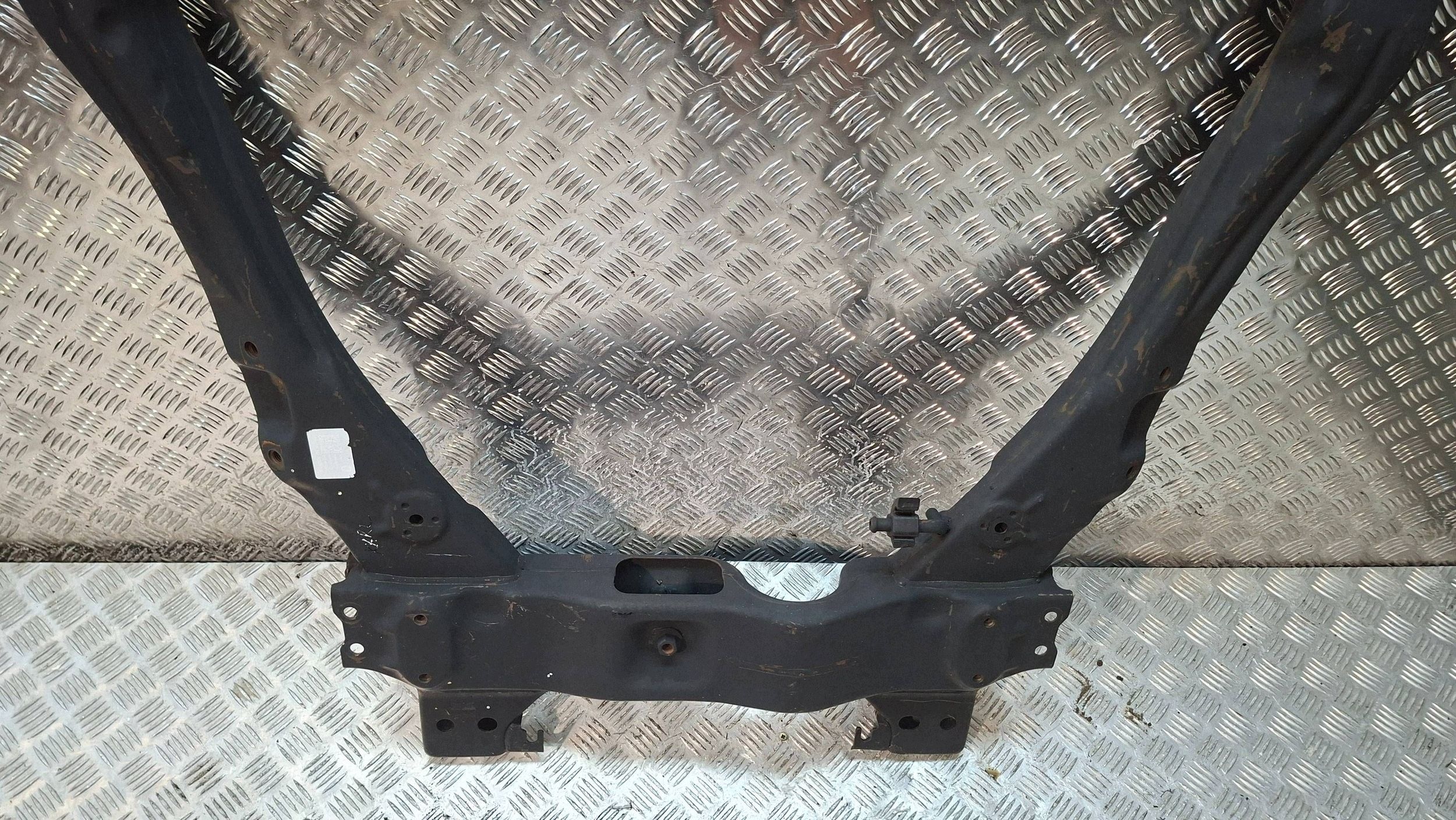 axle beam front OPEL KARL 2015