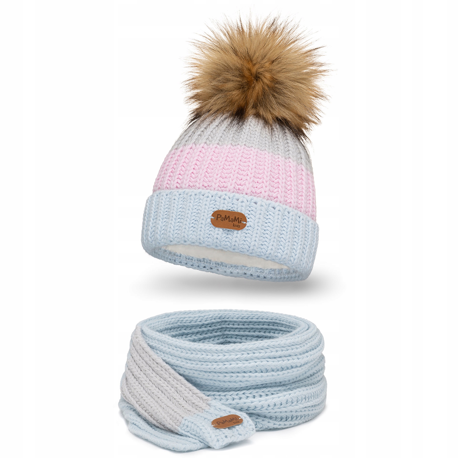 

Modny komplet czapka i szalik