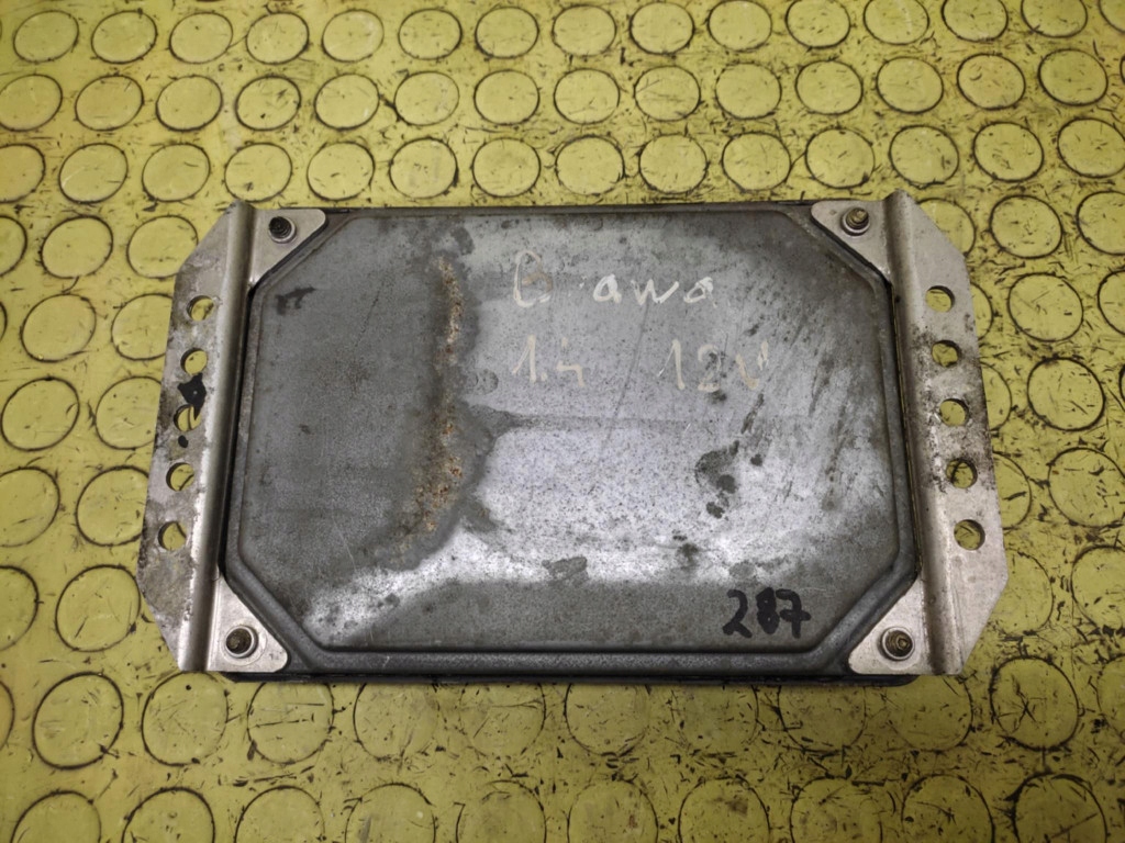 FIAT BRAVA 1.4 control unit of the engine 0261203868