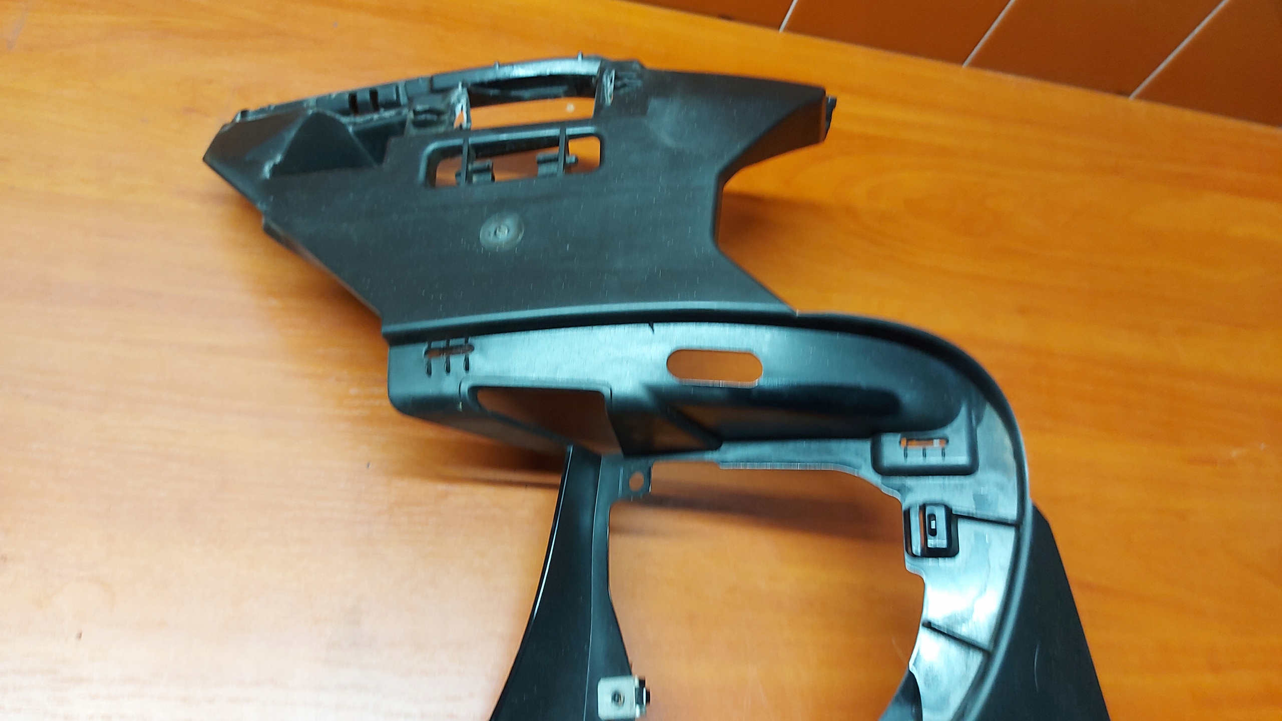 bumper bracket left front BMW 5 F10 F11