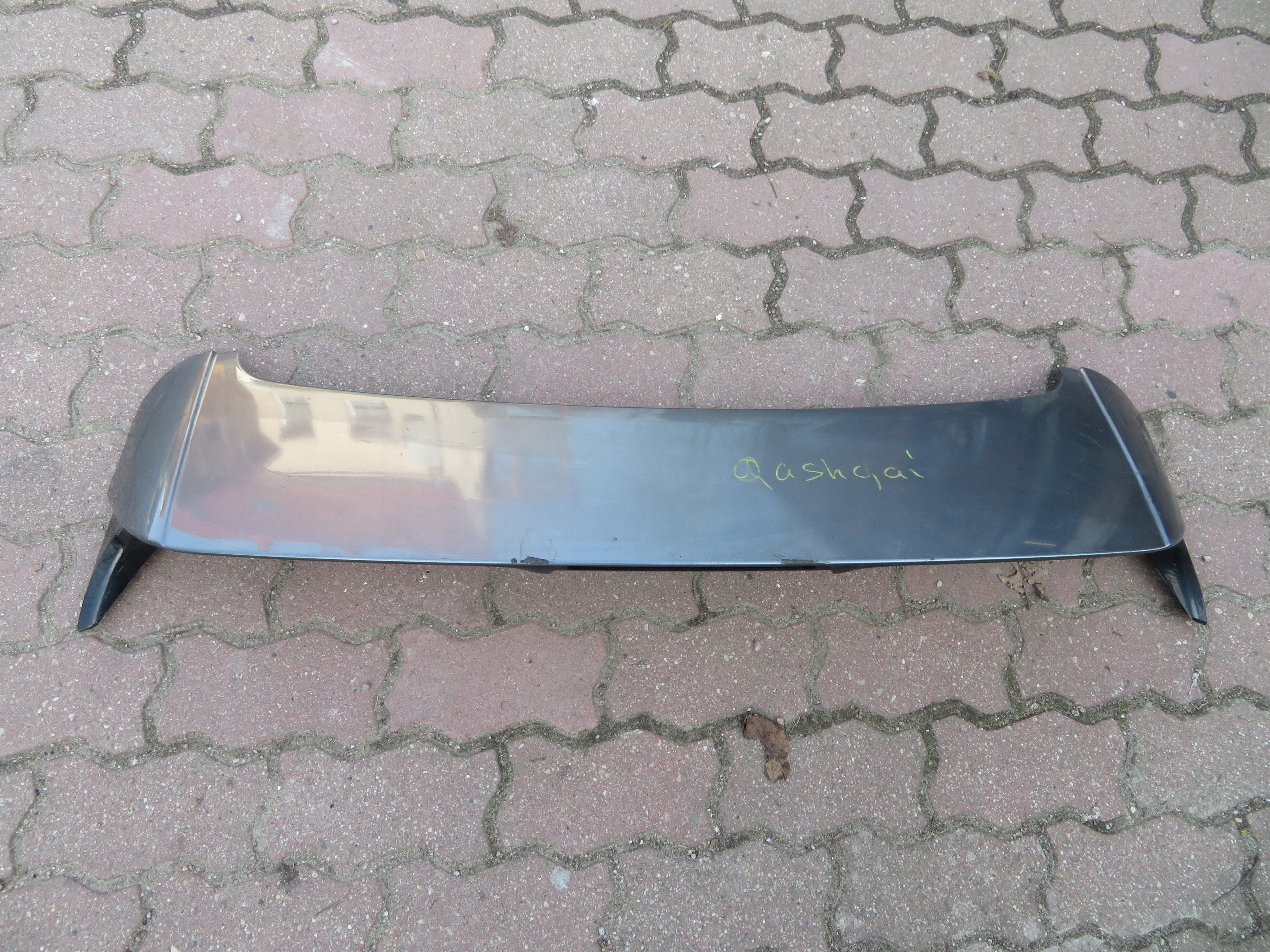 Nissan OE60304e спойлер крышки задней