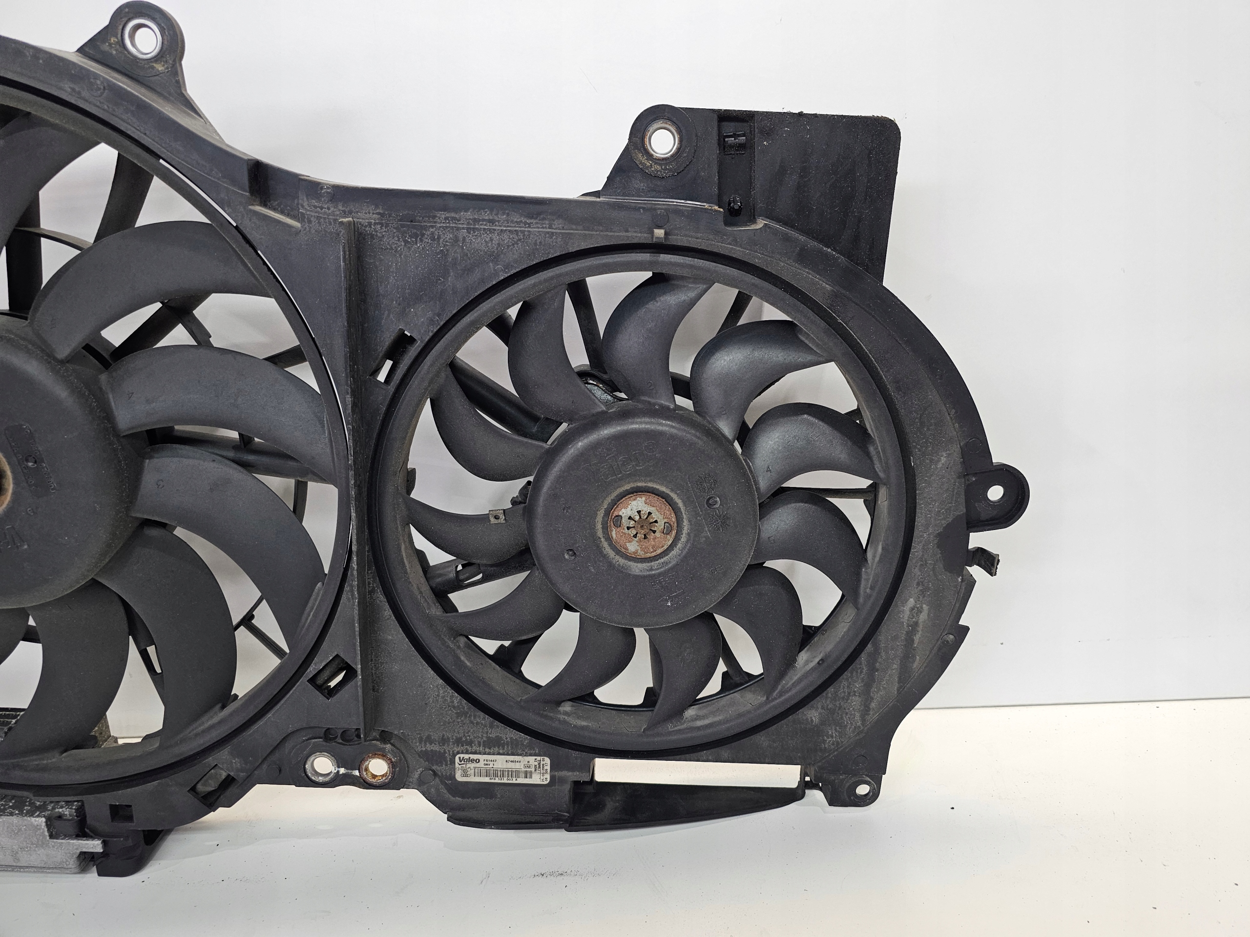 LÜFTER LÜFTER AUDI A6 C6 2.4 3.2 FSI 4F0121003A