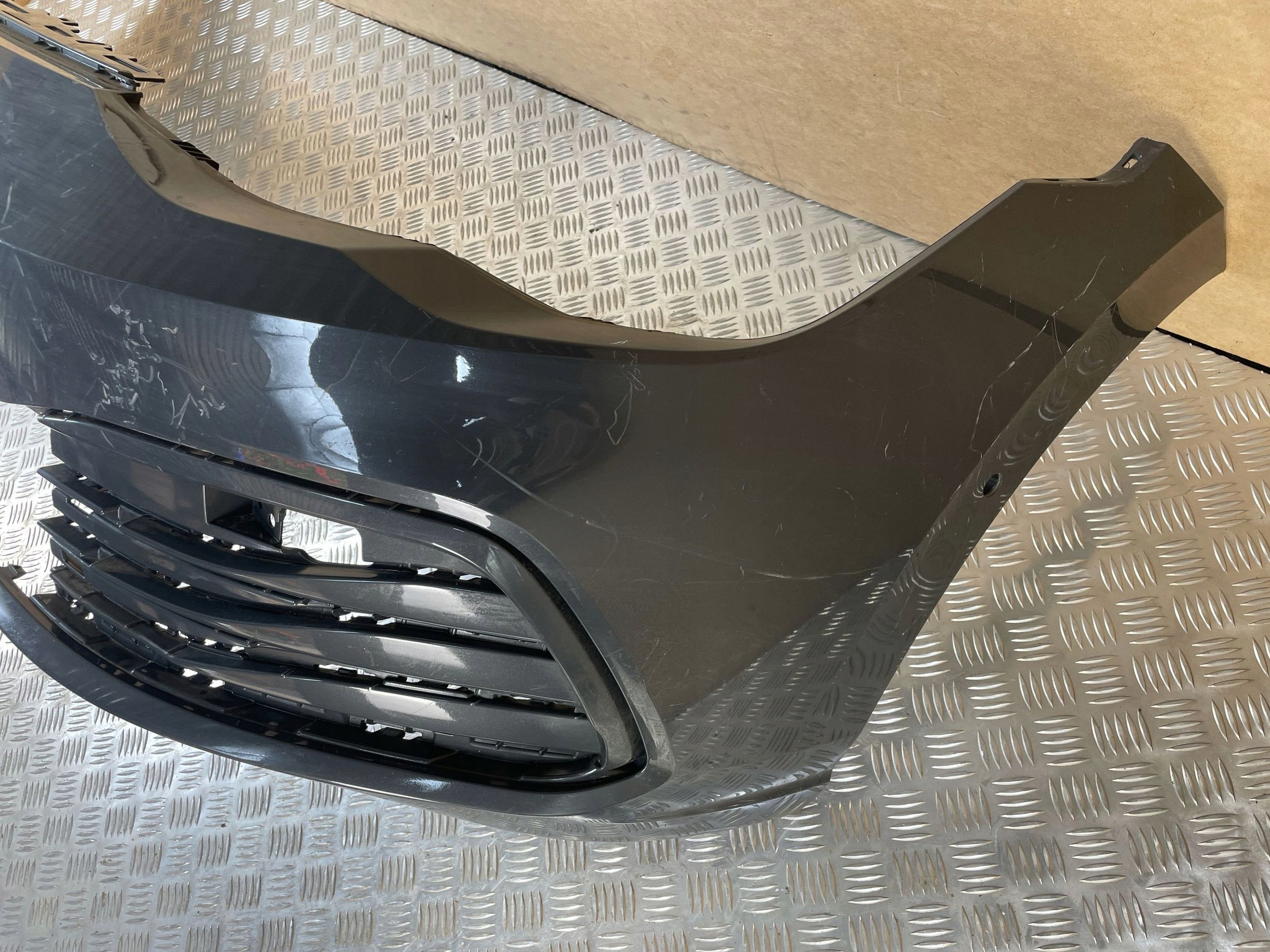 bumper front front VW GOLF VIII 8 5H0 2019- (6xPDC) 5H0807221J