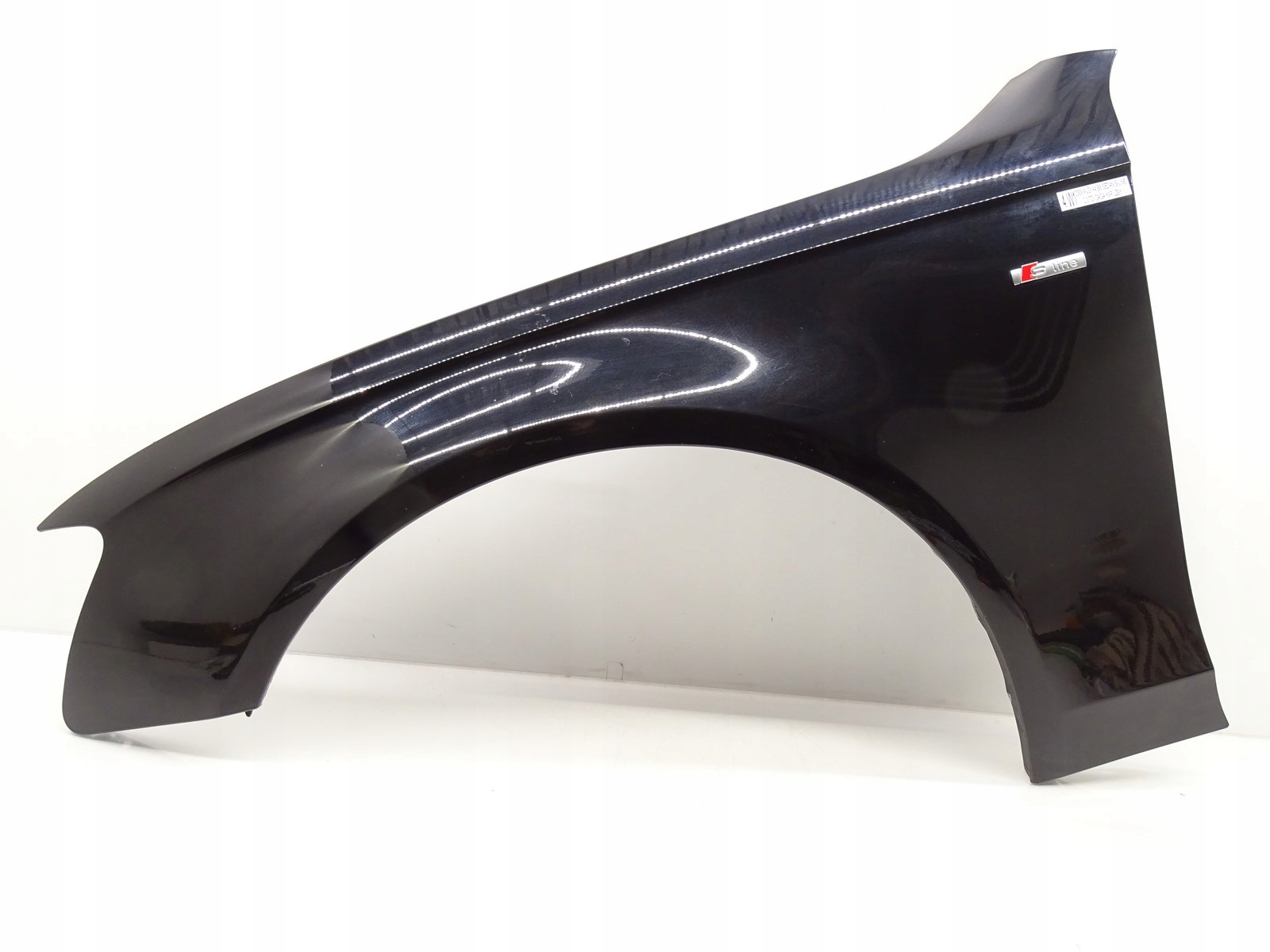 fender left front front AUDI A4 B8 sedan LZ9Y