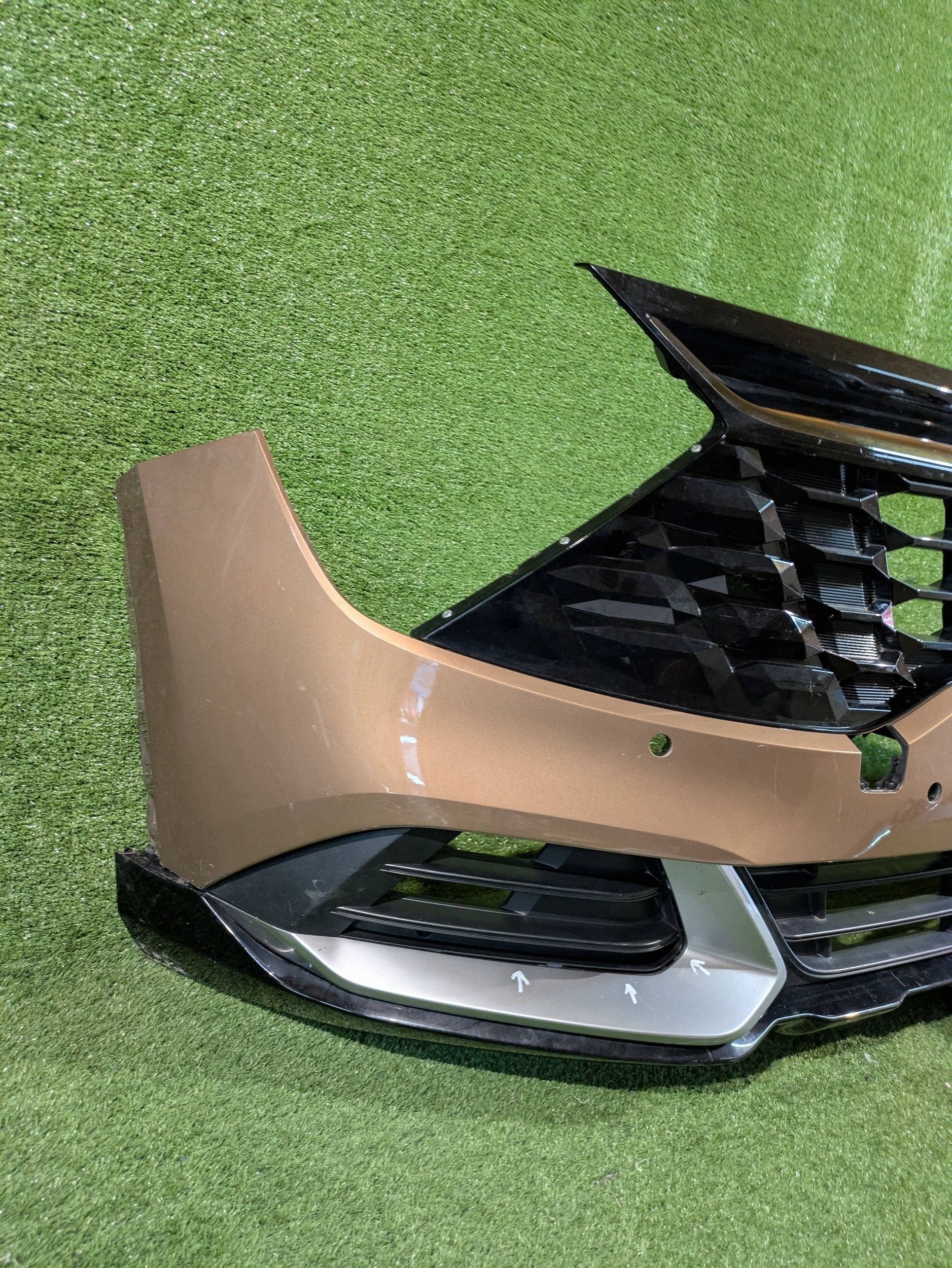 front bumper front KIA SPORTAGE V NR.Z9387