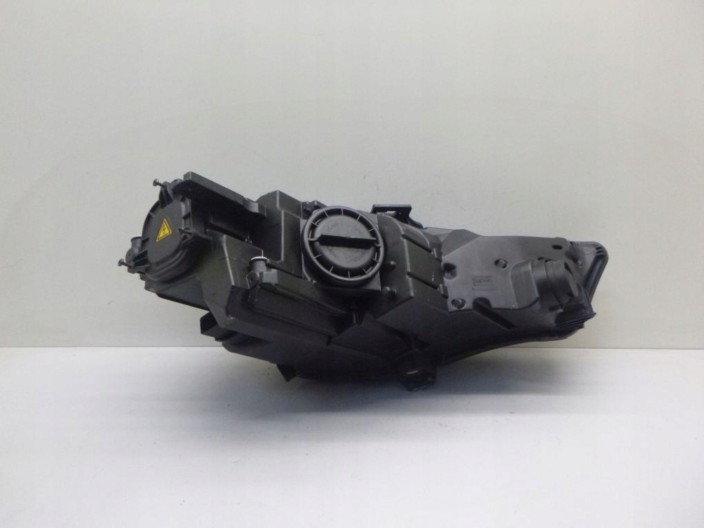 Audi A4 B9 8W0 BI XENON 2015- light front left