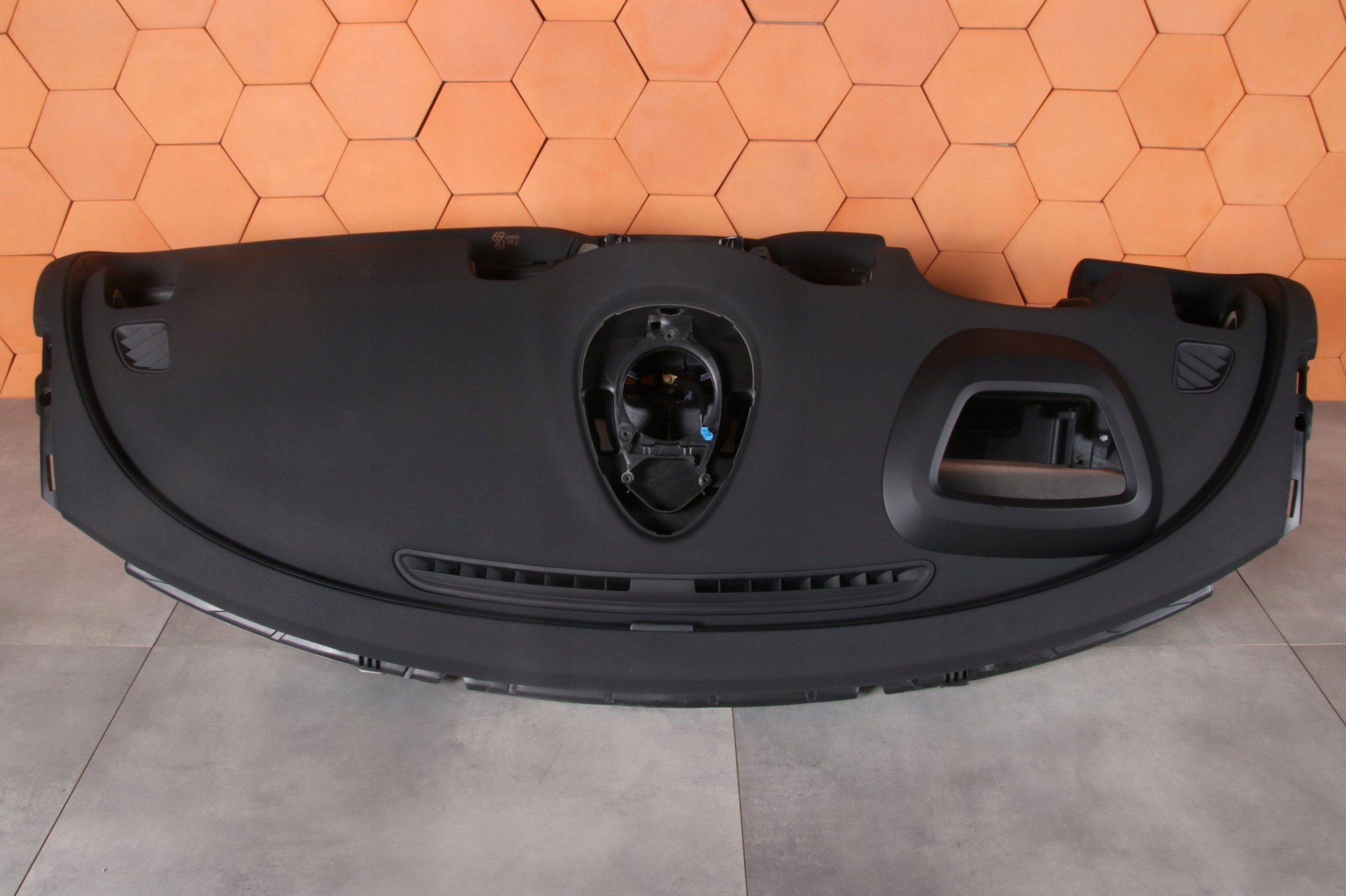 MINI F54 LCI originál dashboard instrument panel console black HEAD UP 129 km !!!