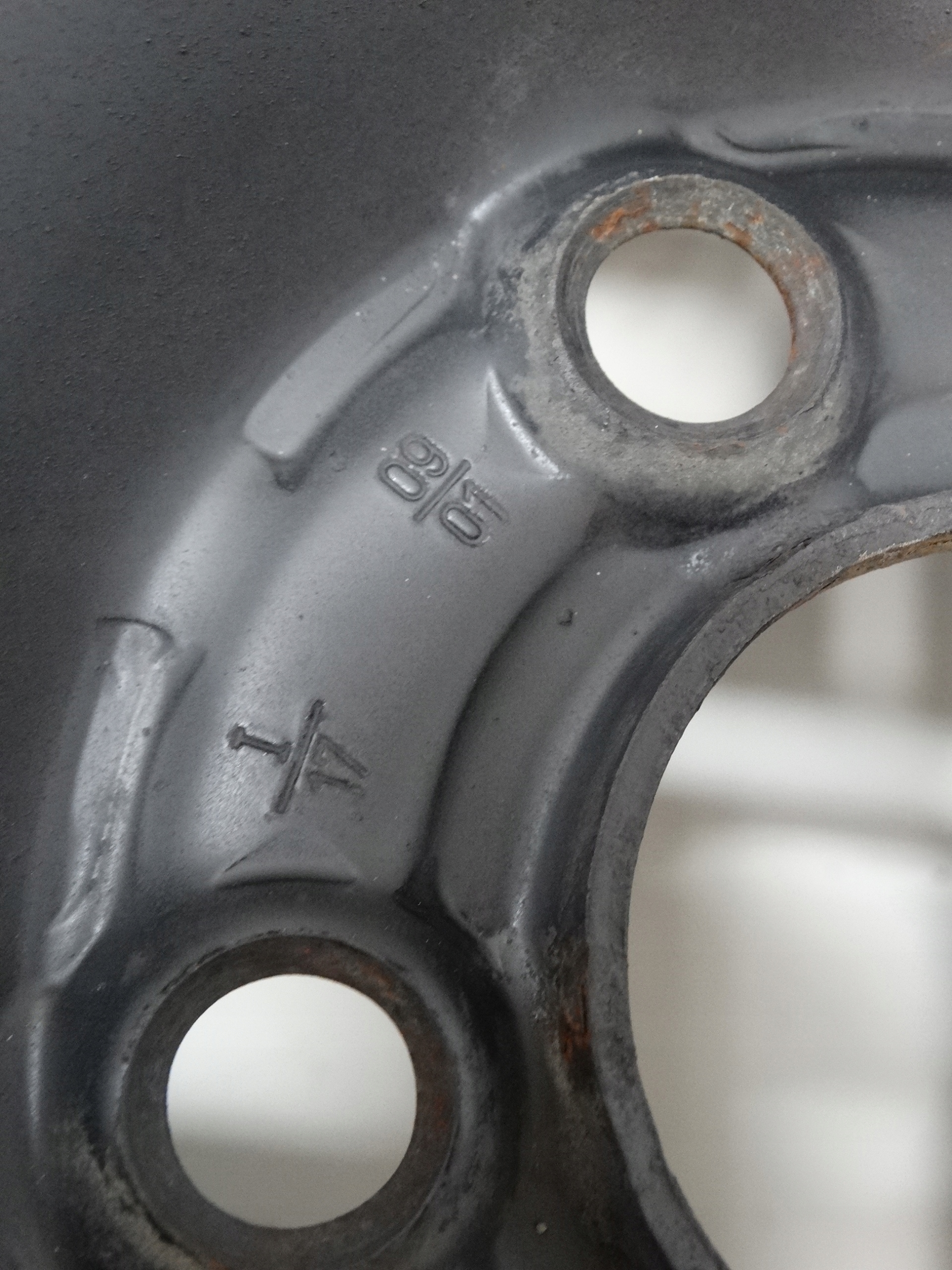 KOMPLET disk VW AUDI A1 6JX15H2 1JO601027Q