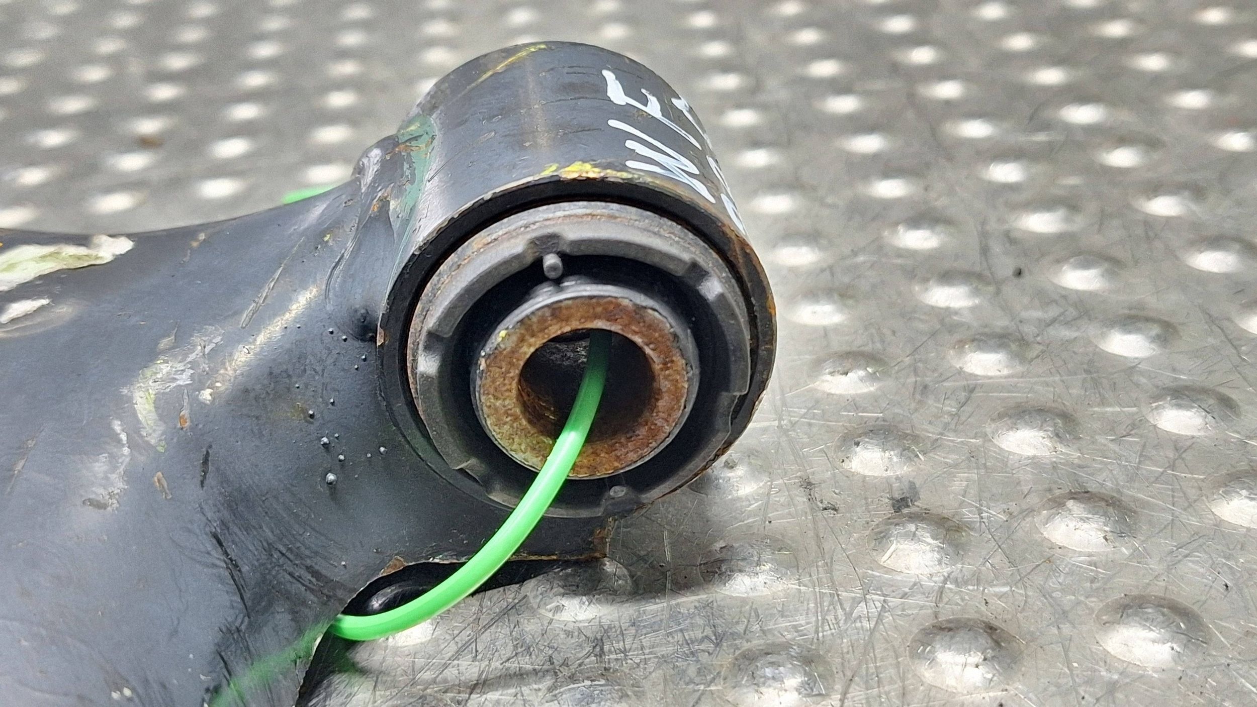 arm left front L1TC-3051-AB FORD PUMA MK2