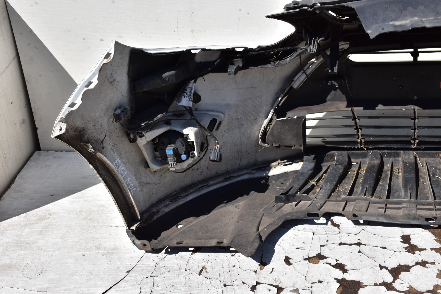 bumper front sensor PDC FORD C-MAX II Przedlift 2010-2015 lakier: 7VTA