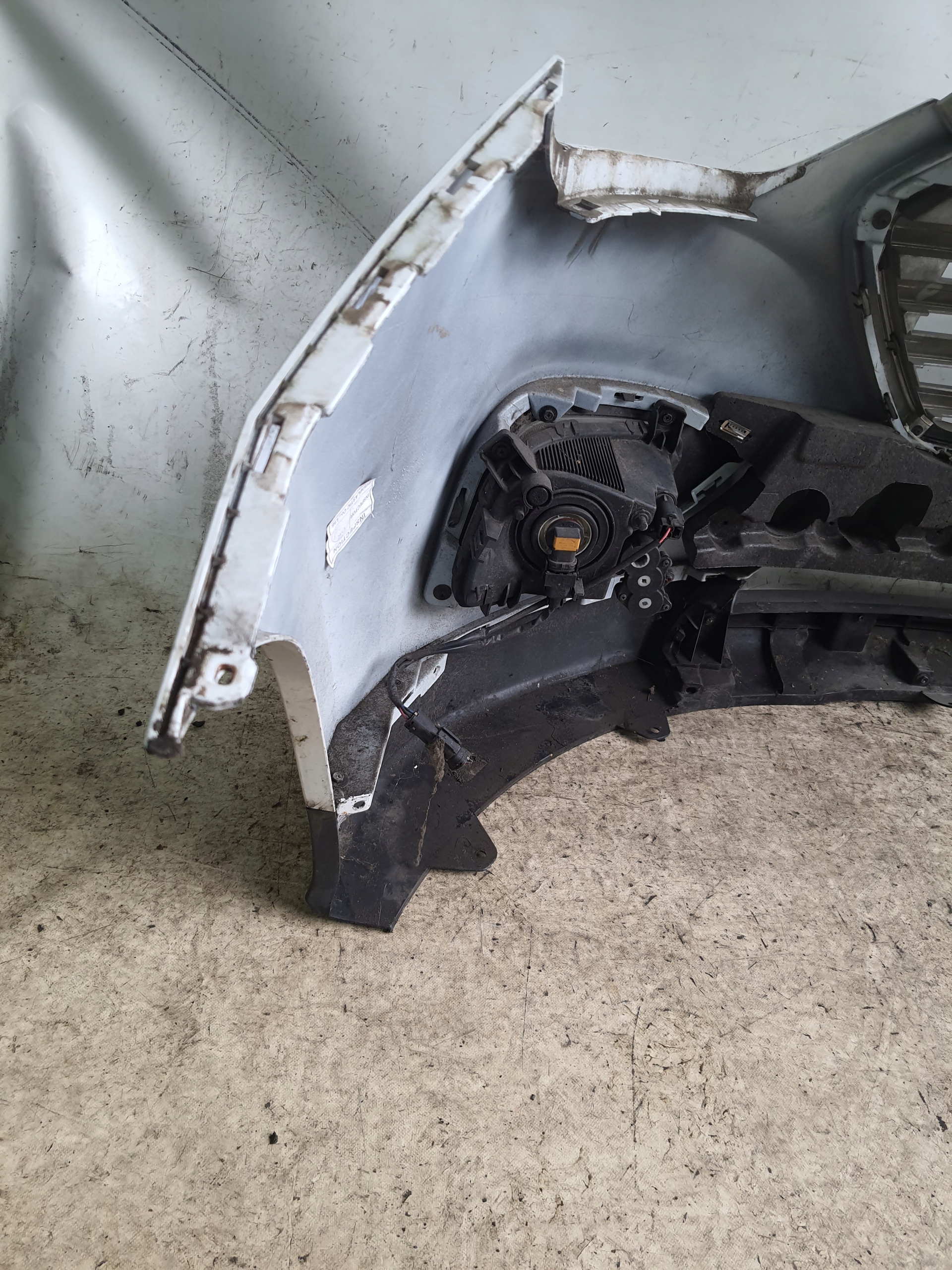 HYUNDAI IX35 13-18 bumper FUEL CELL