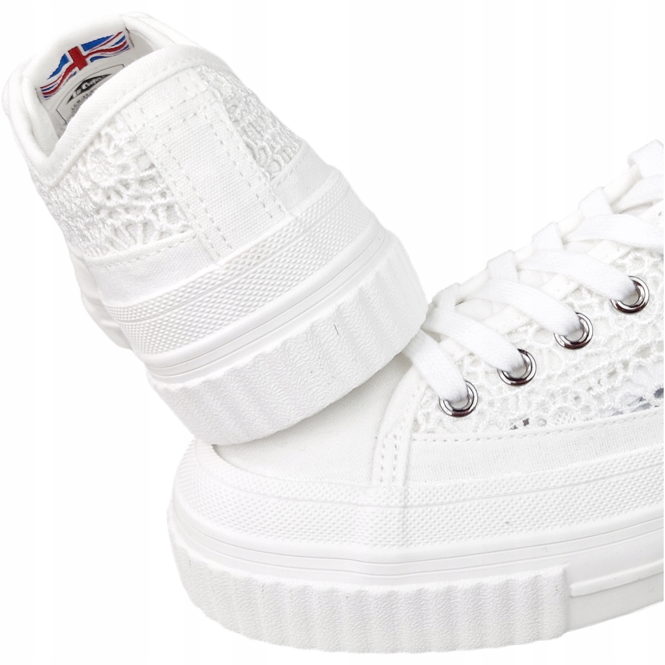 Trampki Koronkowe ażurowe Lee Cooper damskie białe na platformie 2105L 41 Materiał podeszwy wysokogatunkowe tworzywo