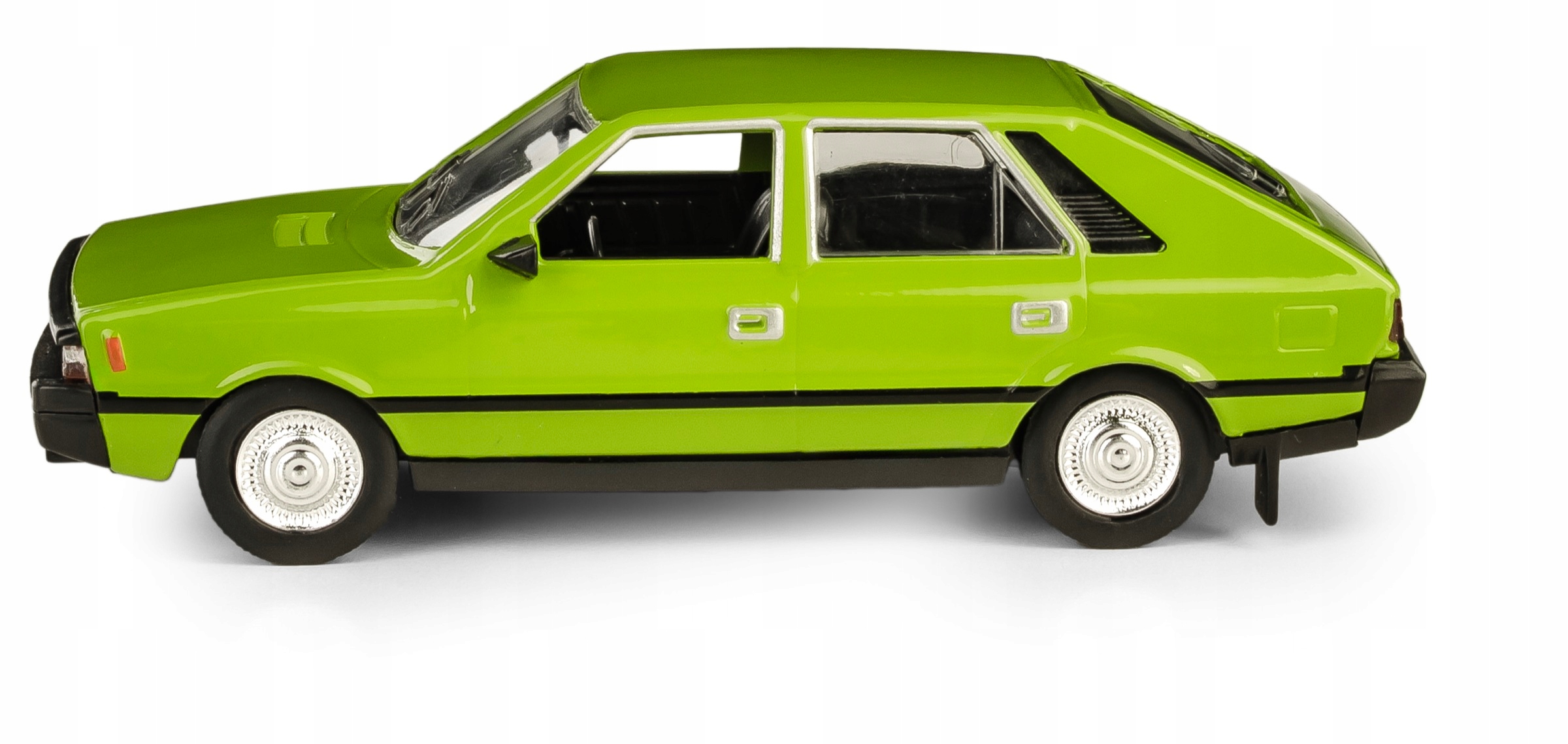 FSO POLONEZ KOLEKCJA PRL MODEL POJAZDU 1:43 ZIELONY SAMOCHÓD AUTO DAFFI Marka Daffi