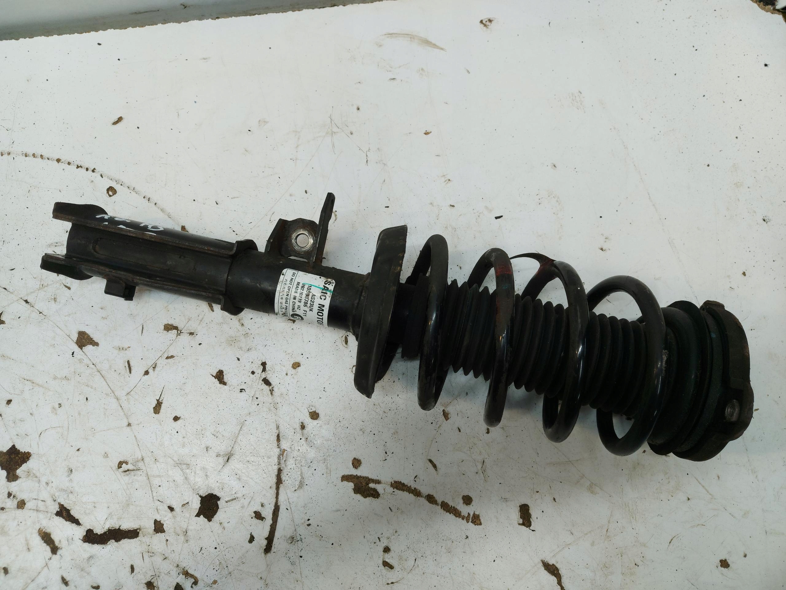MG HS 2021, SUV 5D shock absorber mcperson right front 10598786