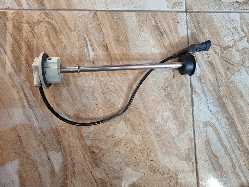 ДАТЧИК РІВНЯ ADBLUE AD BLUE DAF XF 105