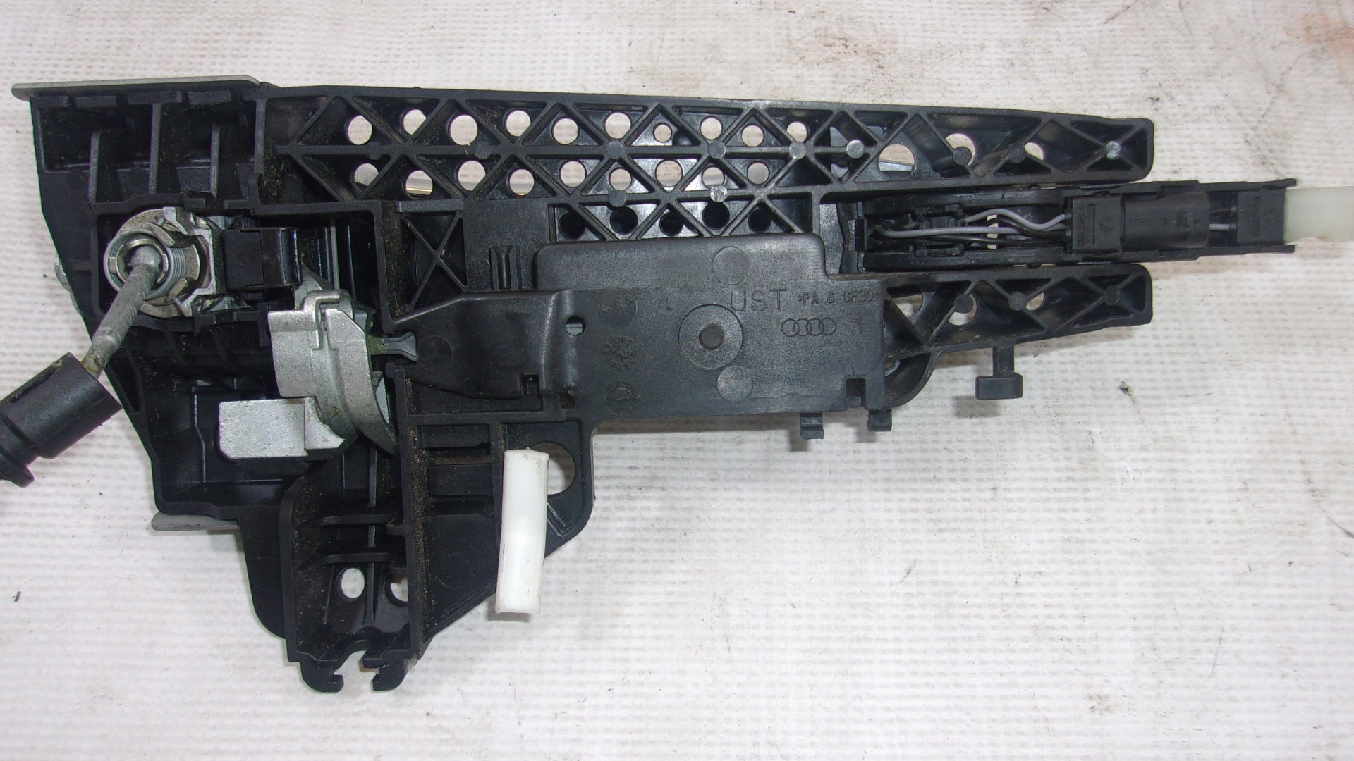 handle left front door AUDI A6 A7 A8 D4 4H1837885