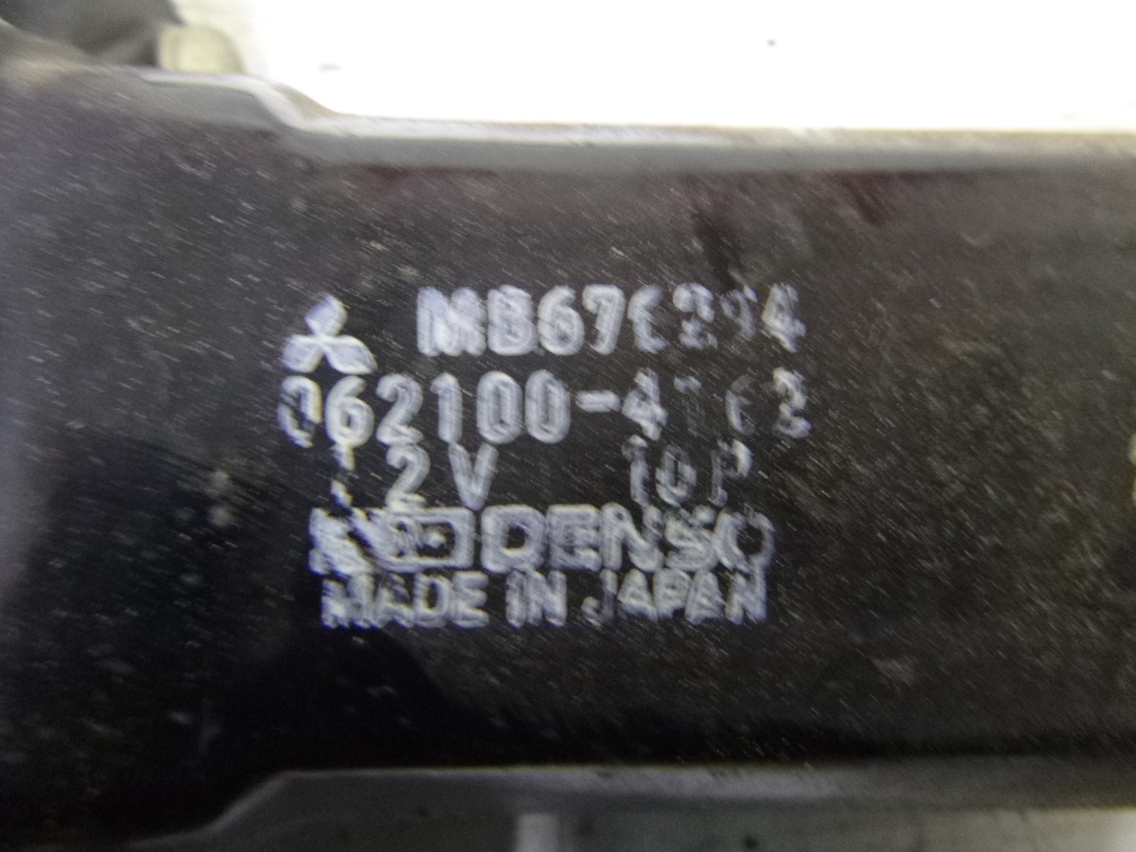 MÉCANISME VITRE AVANT DROIT MITSUBISHI SIGMA 1998