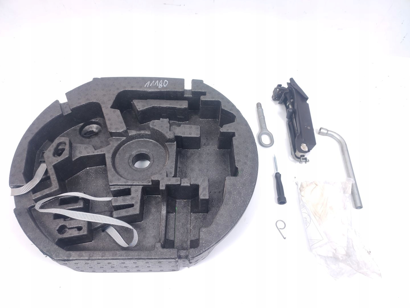 ZESTAW NAPRAWCZY WKŁAD KOŁA LEWAREK KLUCZ VW TOURAN I 1T LIFT (10-15)