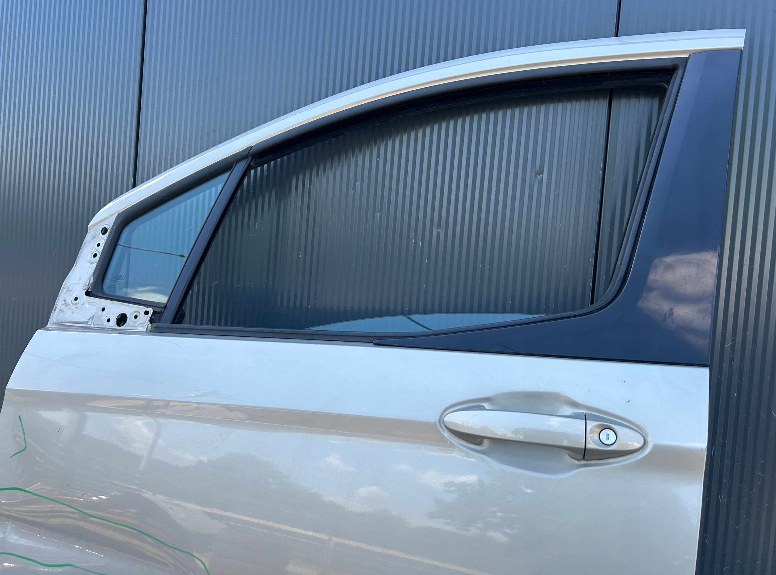 door left front FORD TOURNEO TRANSIT COURIER MK1 14- TECTONIC SILVER DKFC