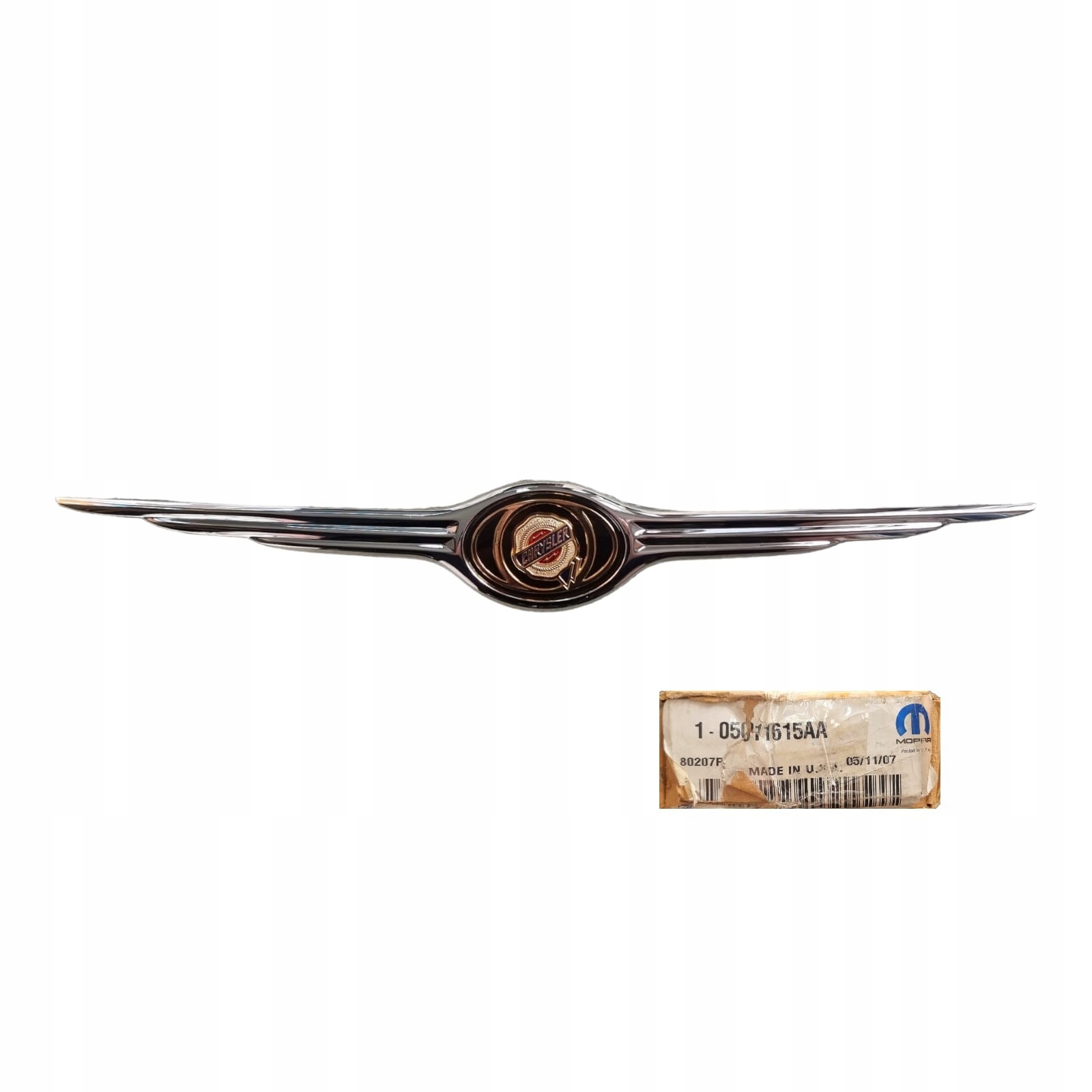 EMBLEMAT VOYAGER CHRYSLER DODGE ORYGINAŁ 5011615AA