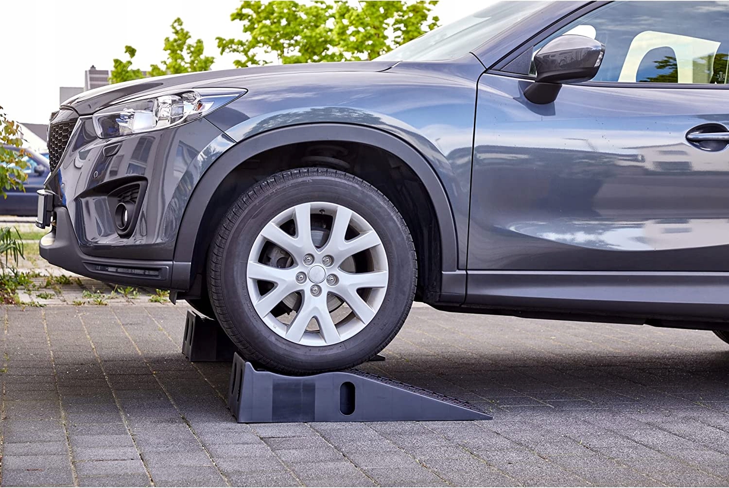 RAMPY NAJAZDOWE PLASTIKOWE 3t 2 szt. Marka Cartrend