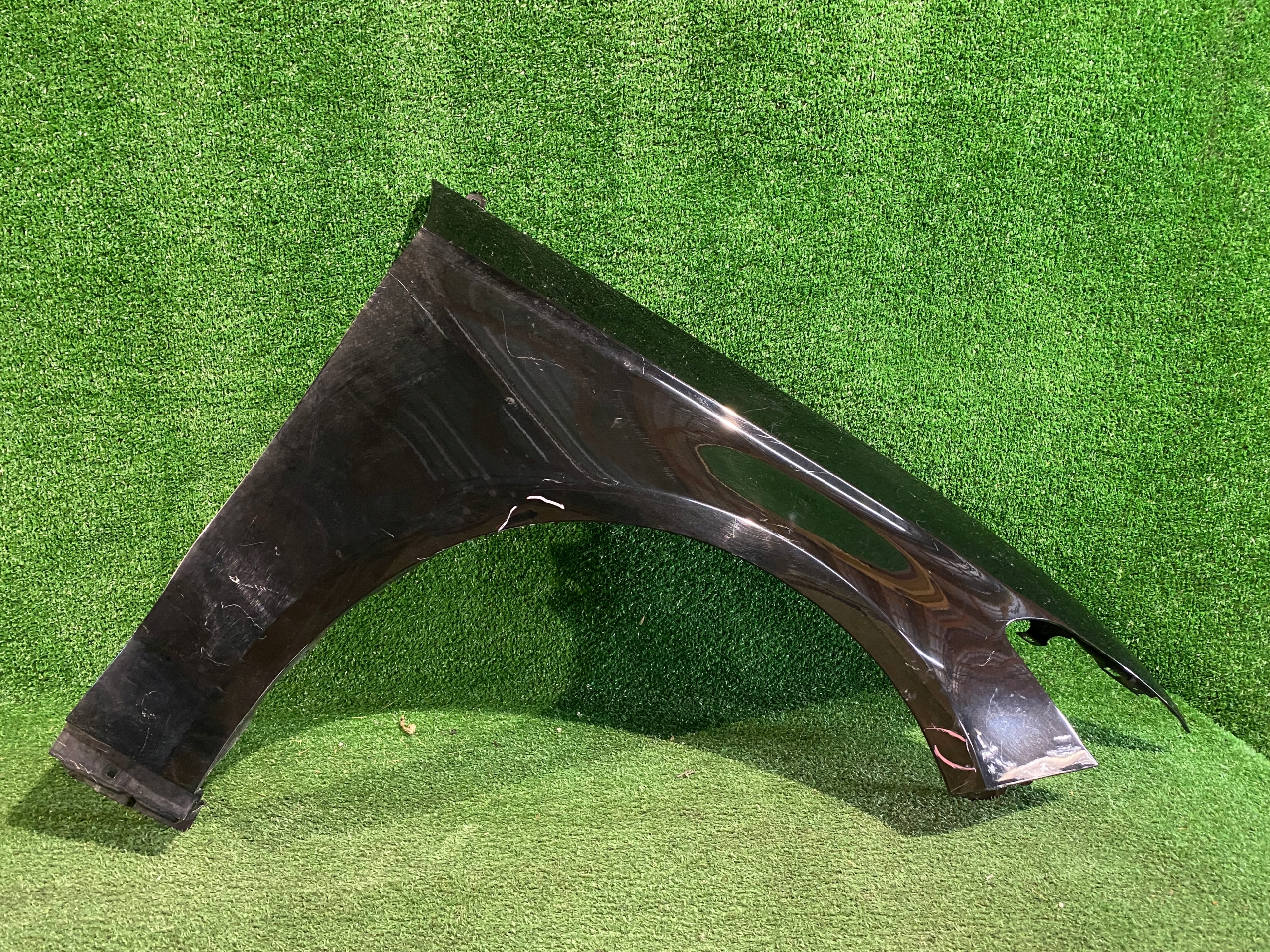 fender front right FORD MONDEO MK5