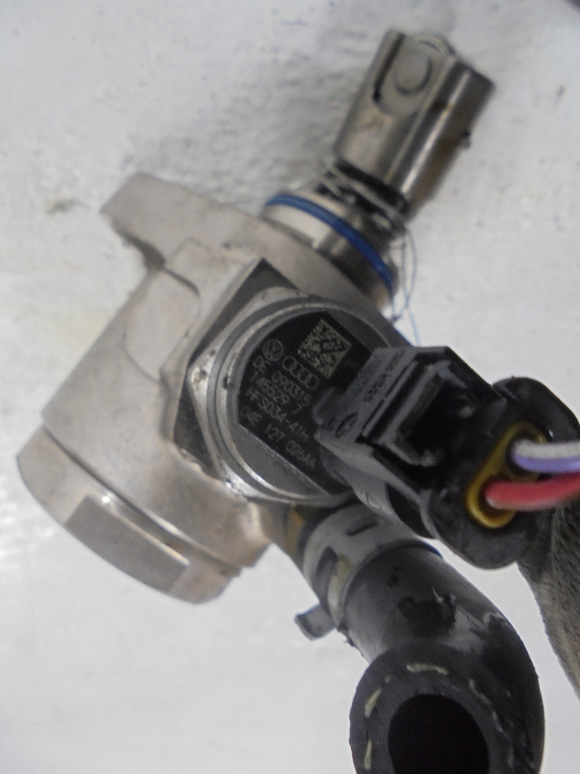 VW AUDI SKODA 1.4 TSI feed pump 04E127026AA