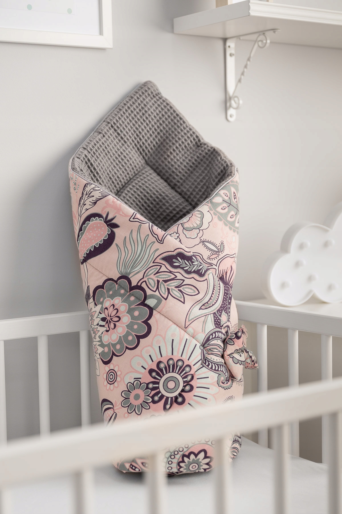 ROŻEK WAFEL INDIE GRAFITOWY 75X75 Marka Sensillo