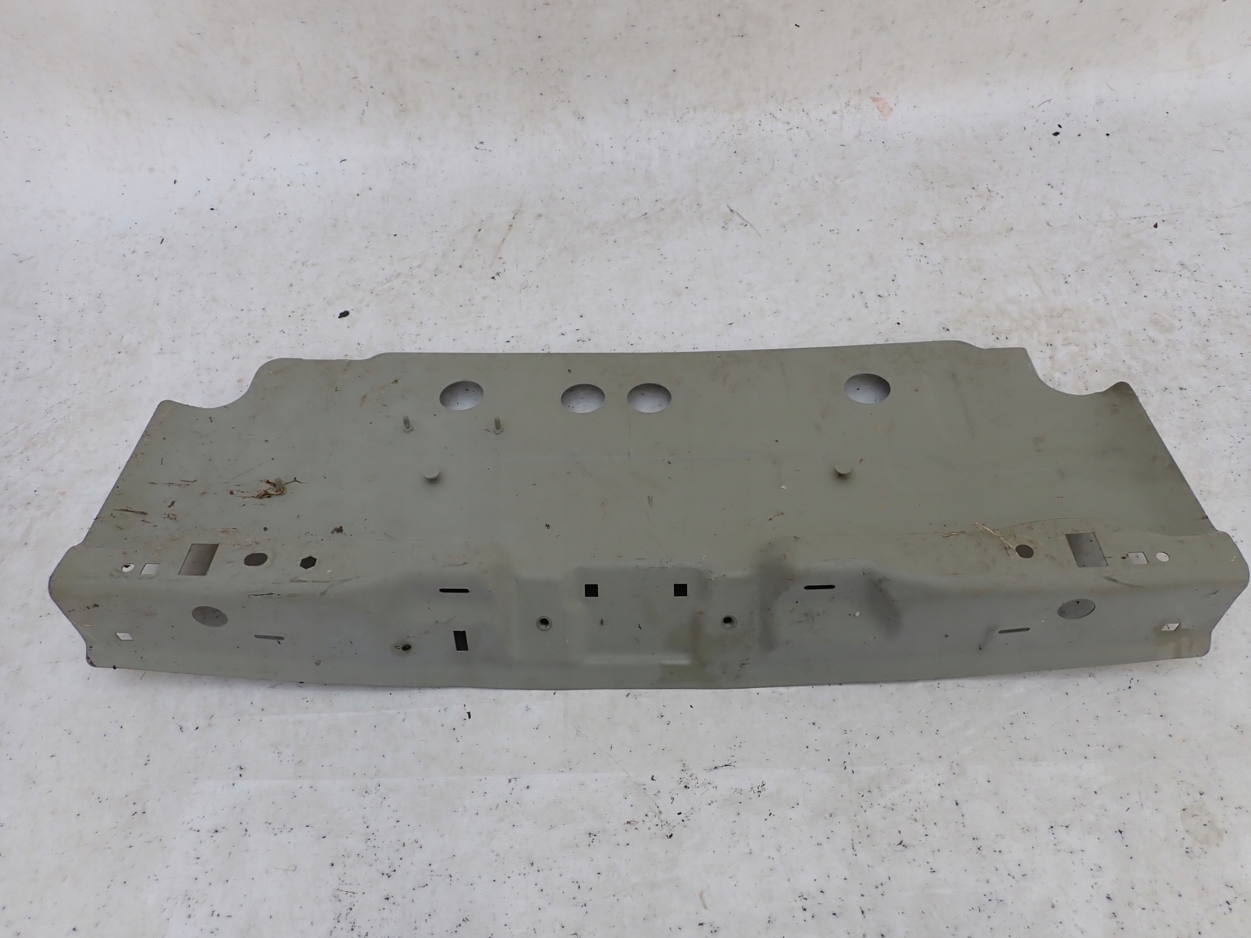 SKODA OCTAVIA IV 4 KOMBI 19-> POSZYCIE PAS WZMOCNIENIE TYŁ TYLNE