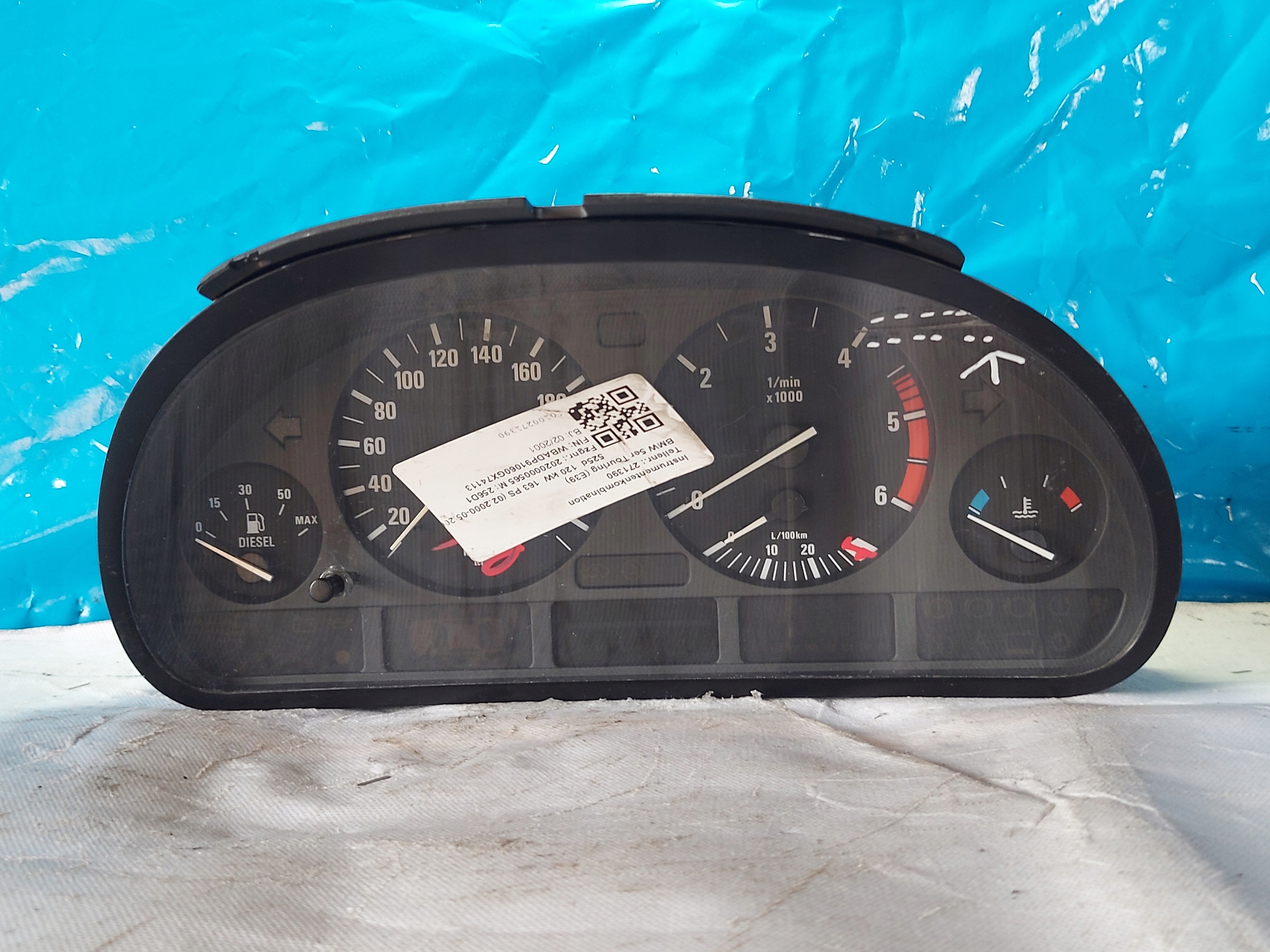 dials clock BMW 5 E39 525d 62116907018
