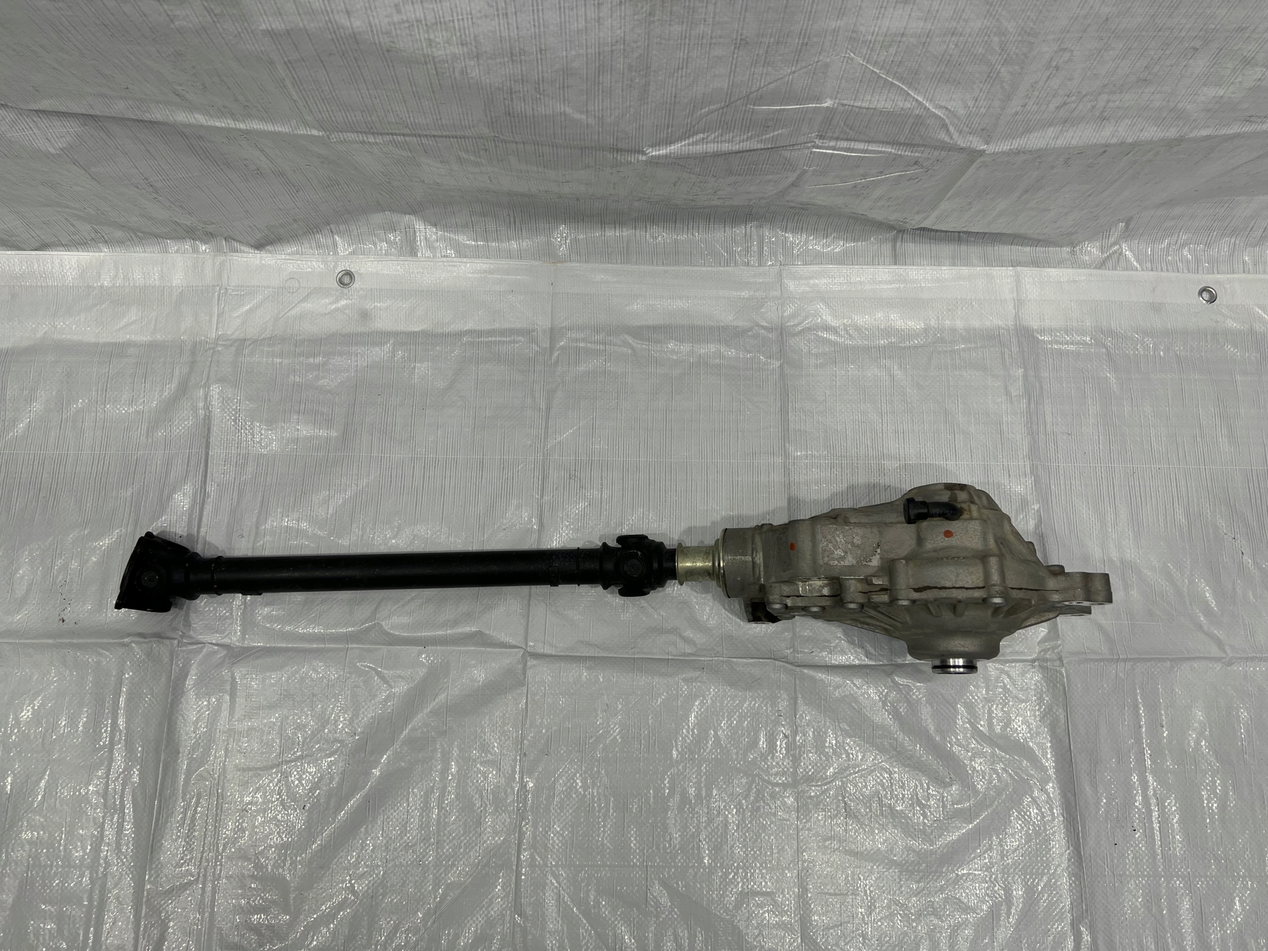 JAGUAR F-PACE МОСТ РЕДУКТОР HK83-3017-AD