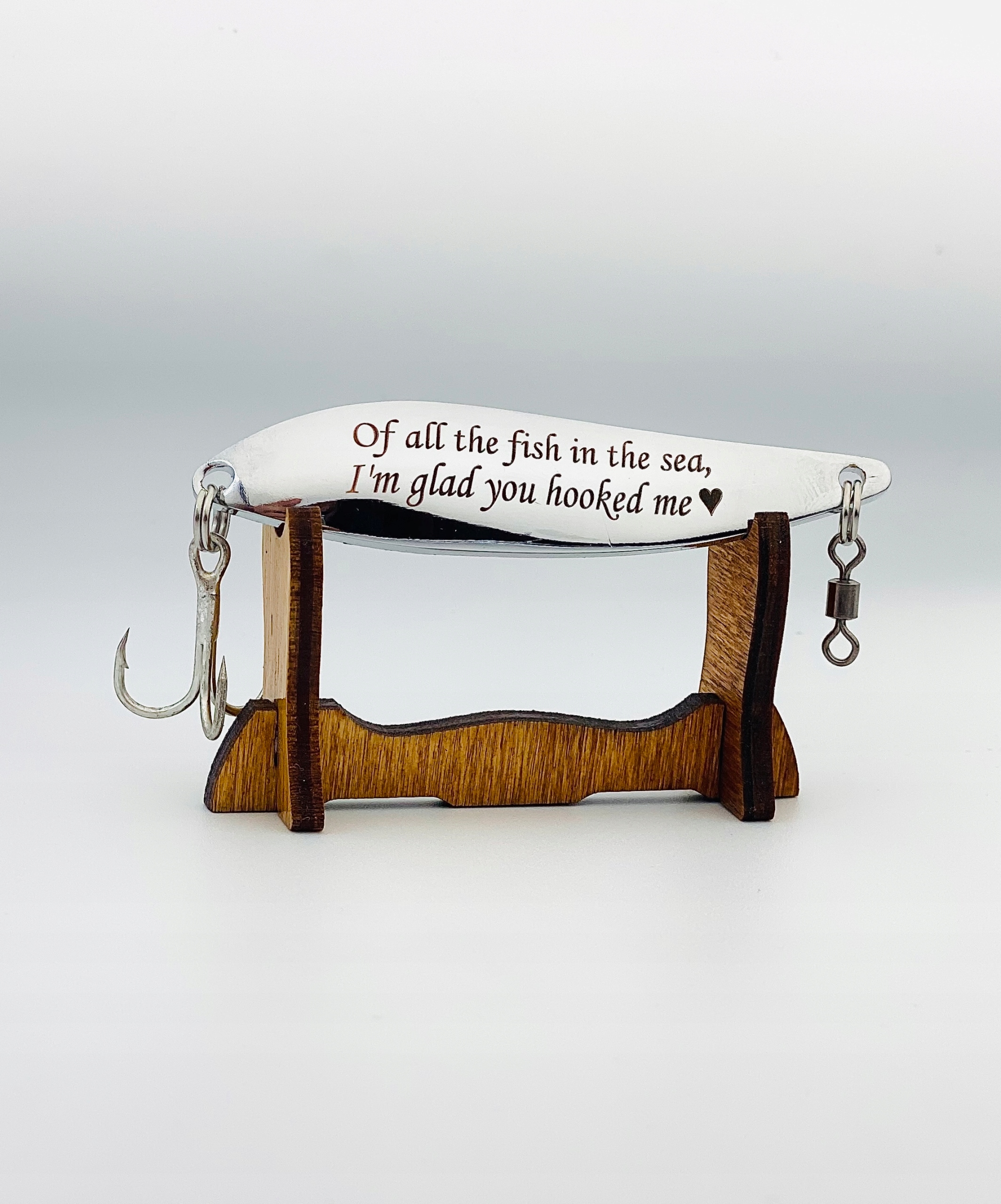 Prezent wędkarski PREZENT DLA wędkarza RYBAKA Srebna przynęta z grawerem Marka inna