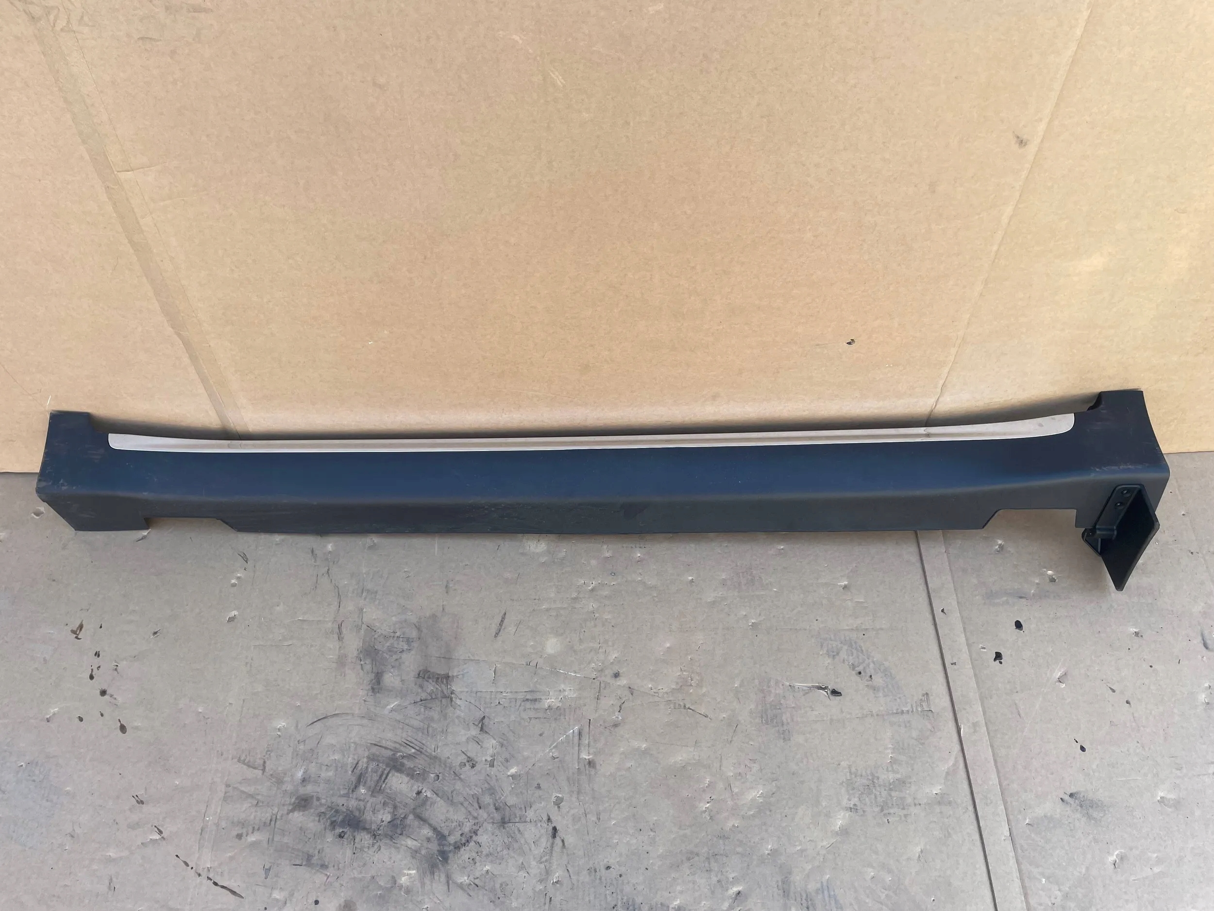 KIA SPORTAGE IV LISTWA PROGOWA LEWA NOWA OEM