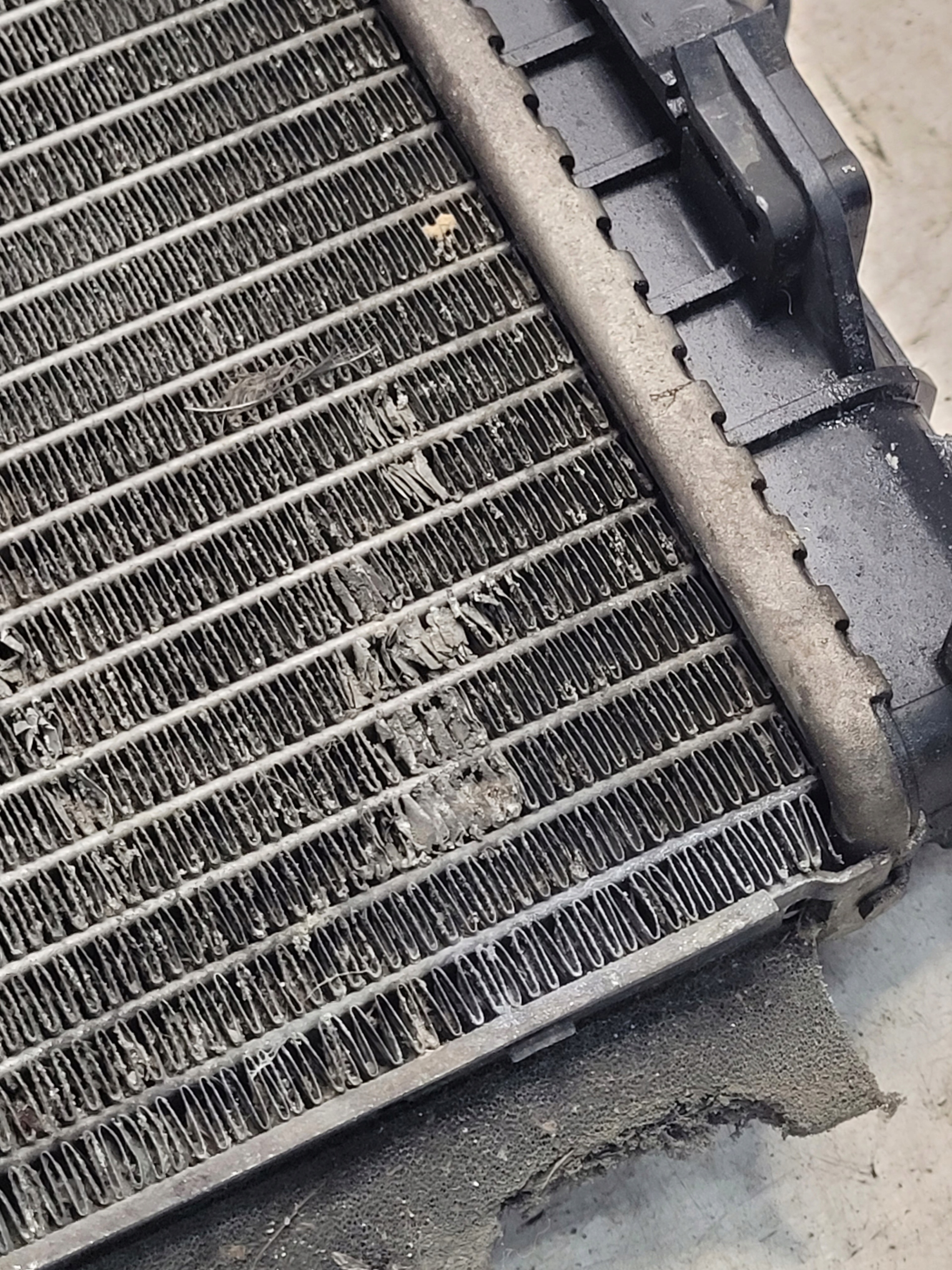 water cooler FORD S-MAX and MK1 1.8 TDCI 07r.