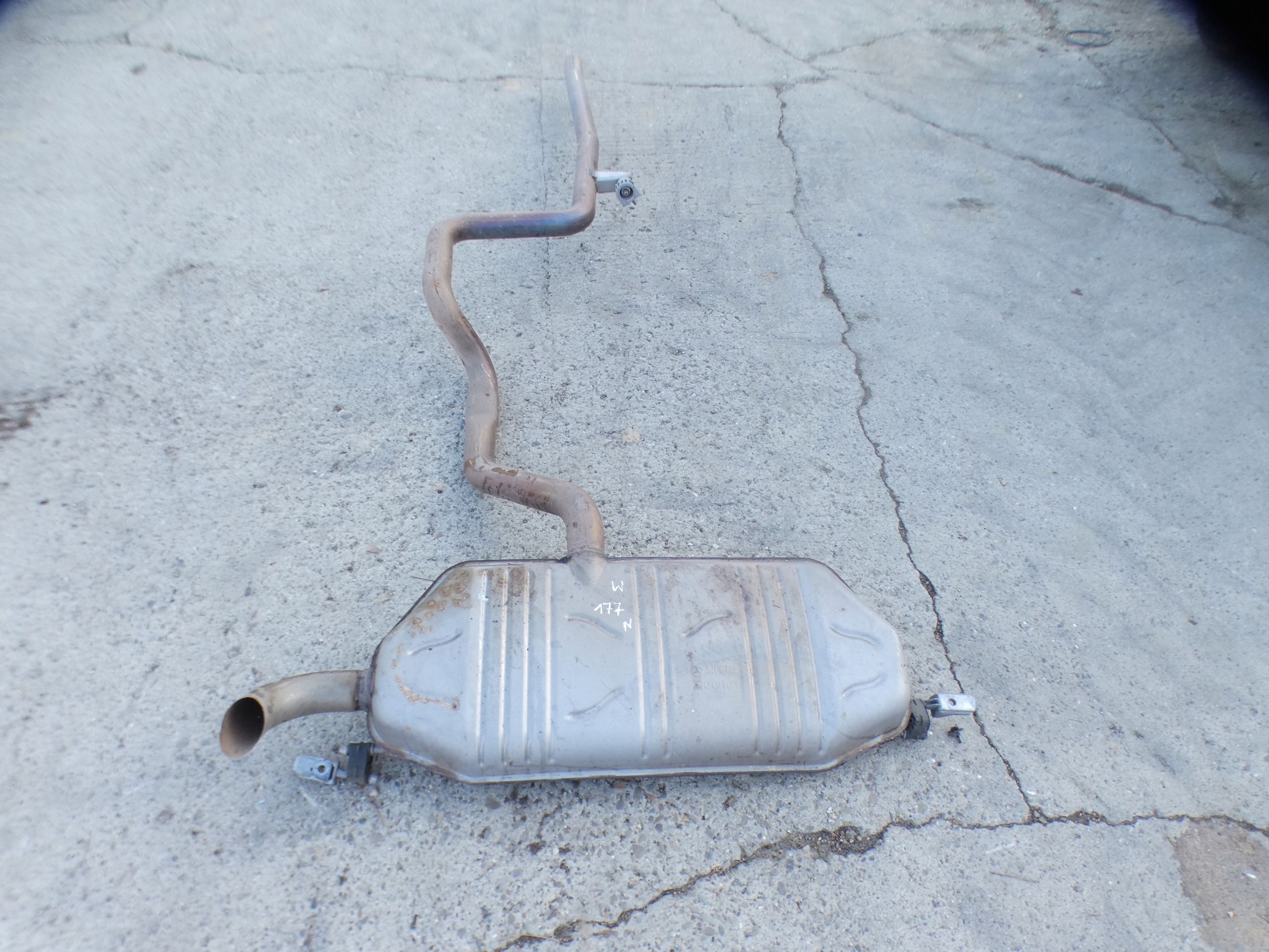 MERCEDES W177 1.3 silenziatore KPL A2474910400 17