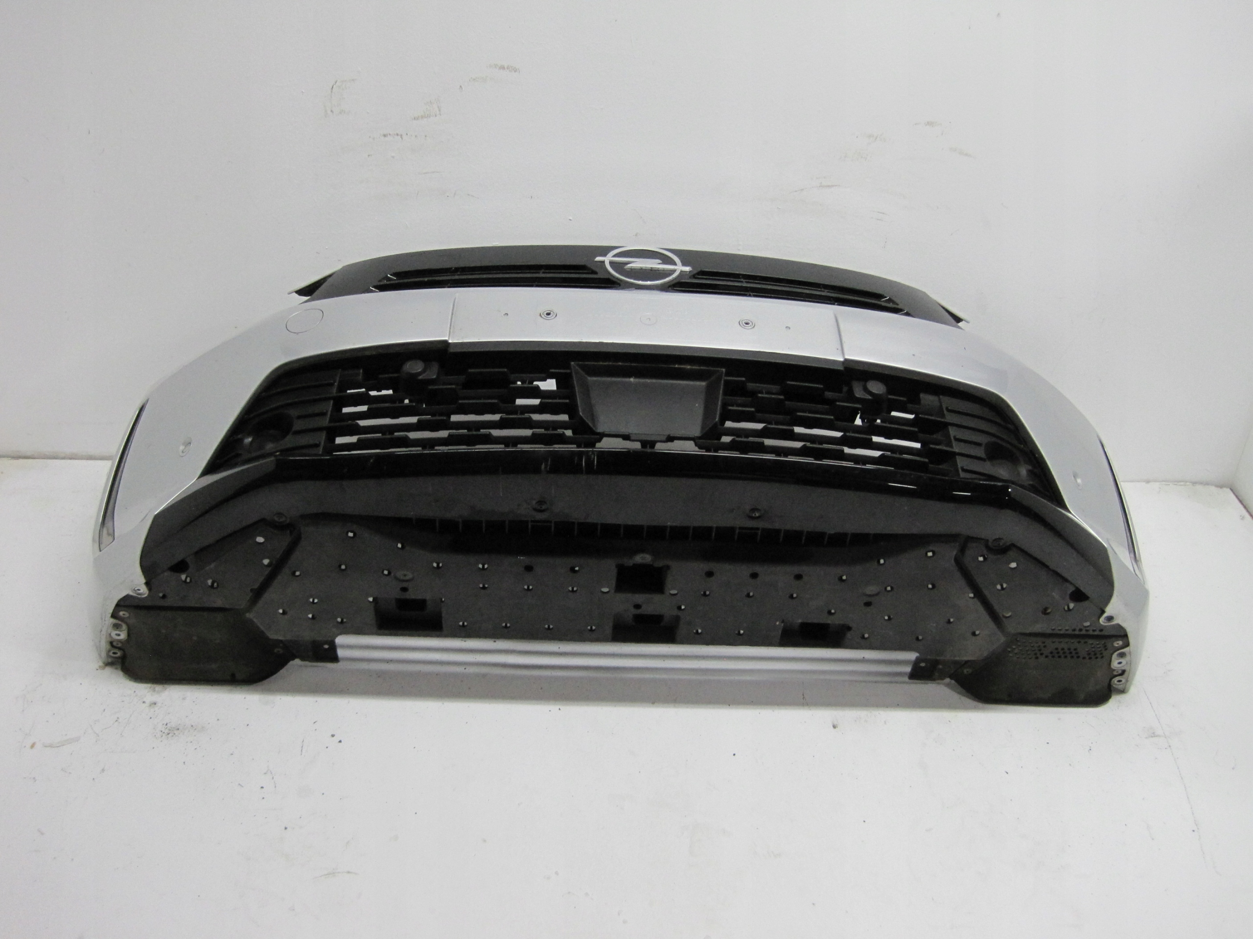 bumper OPEL CORSA F 6 PDC front front