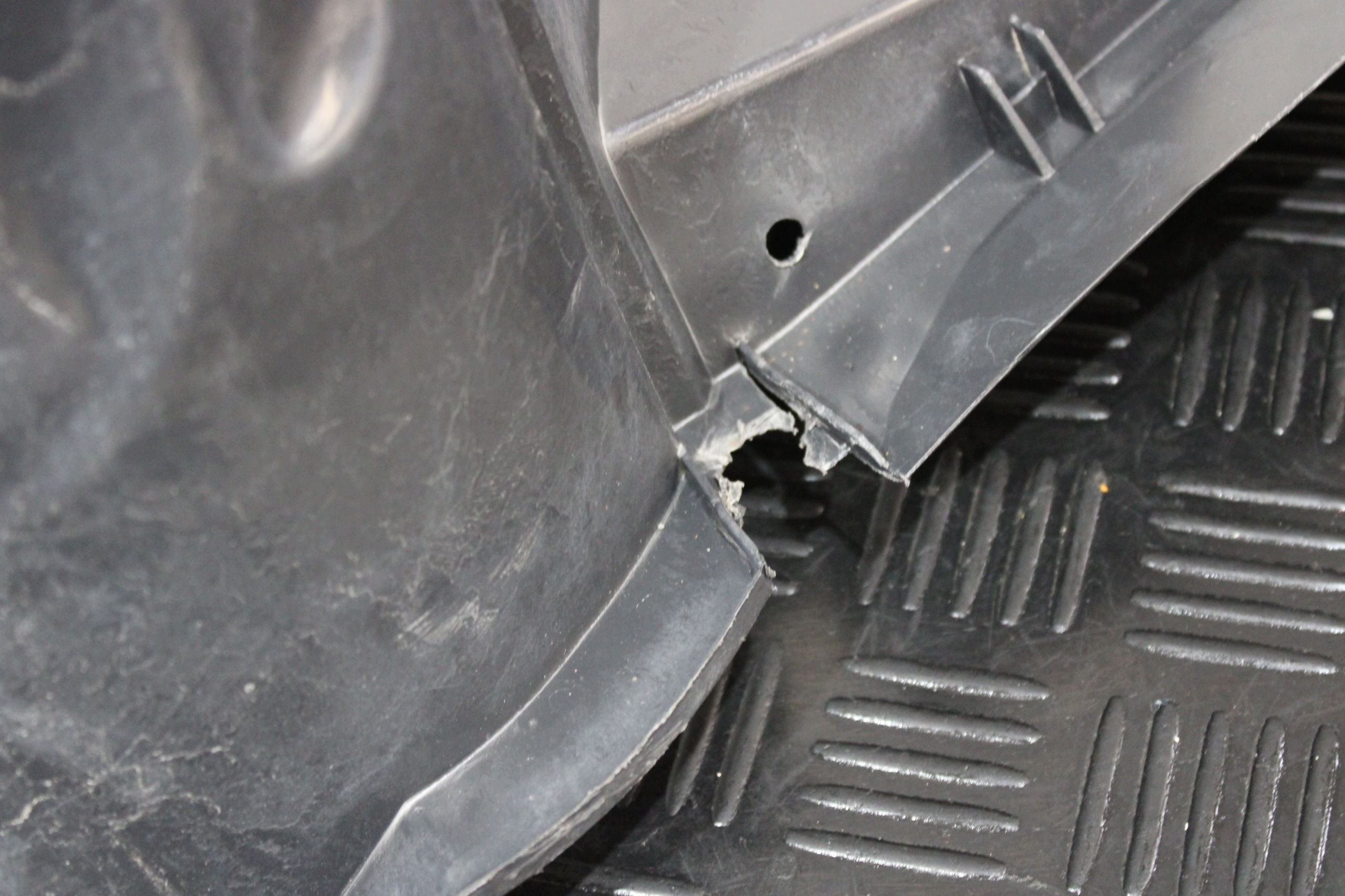 mudguard left front 9680450180 CITROEN BERLINGO III 3 LIFT