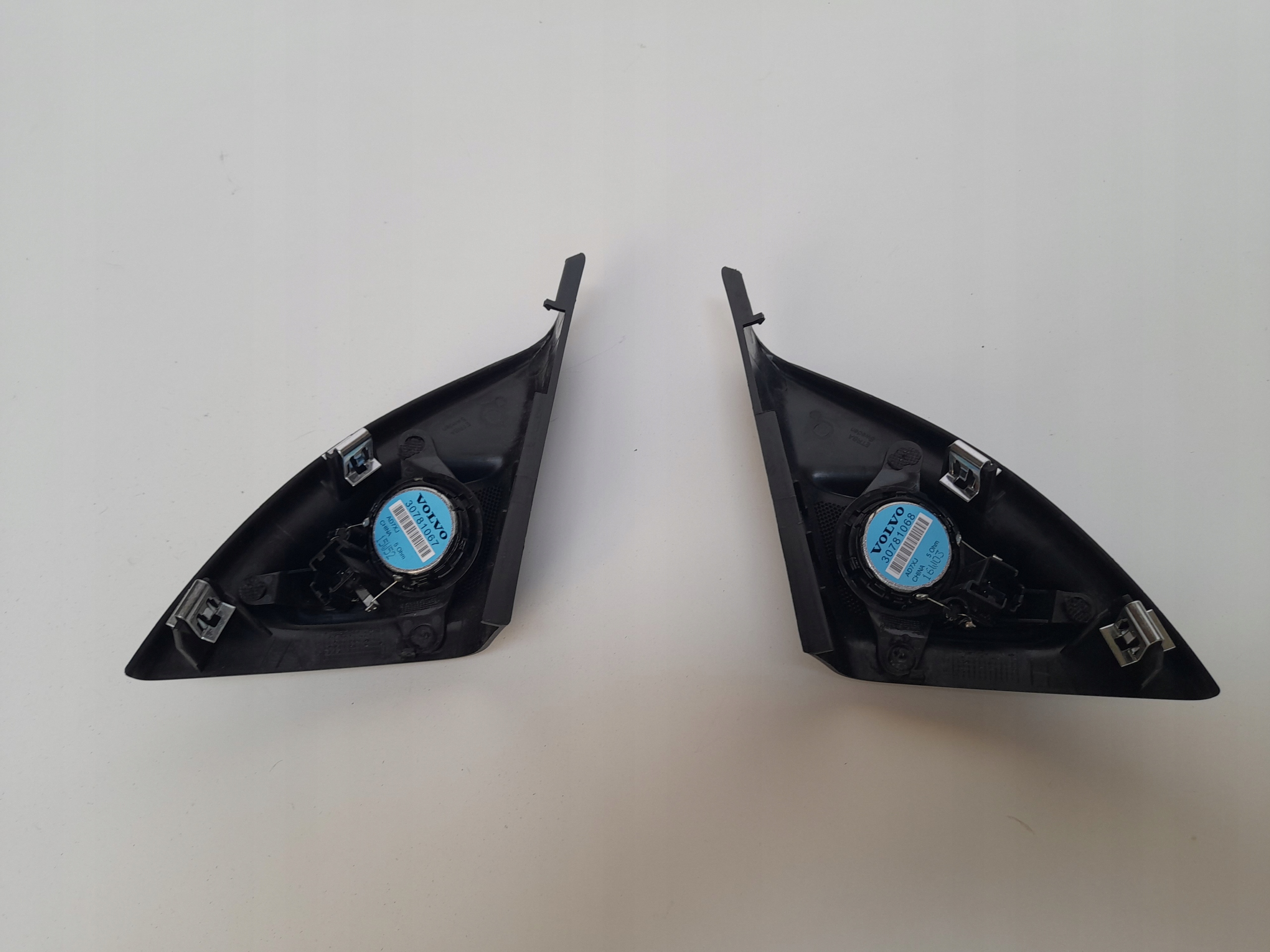 OSŁONA LUSTERKA WEWNĘTRZNA VOLVO V70 LIFT Producent części Volvo OE
