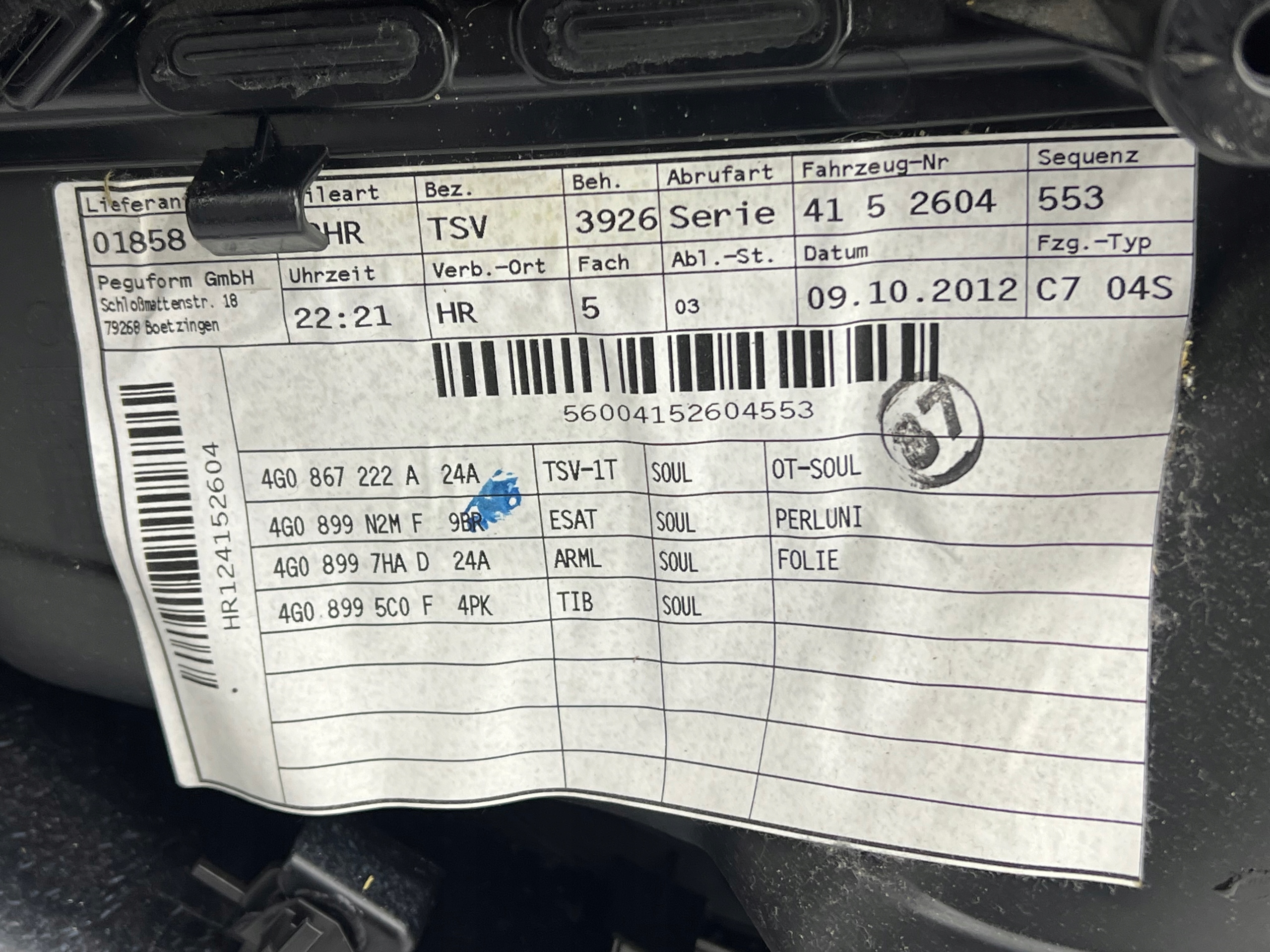 AUDI A6 C7 side door upholstery right rear part 4G0867306
