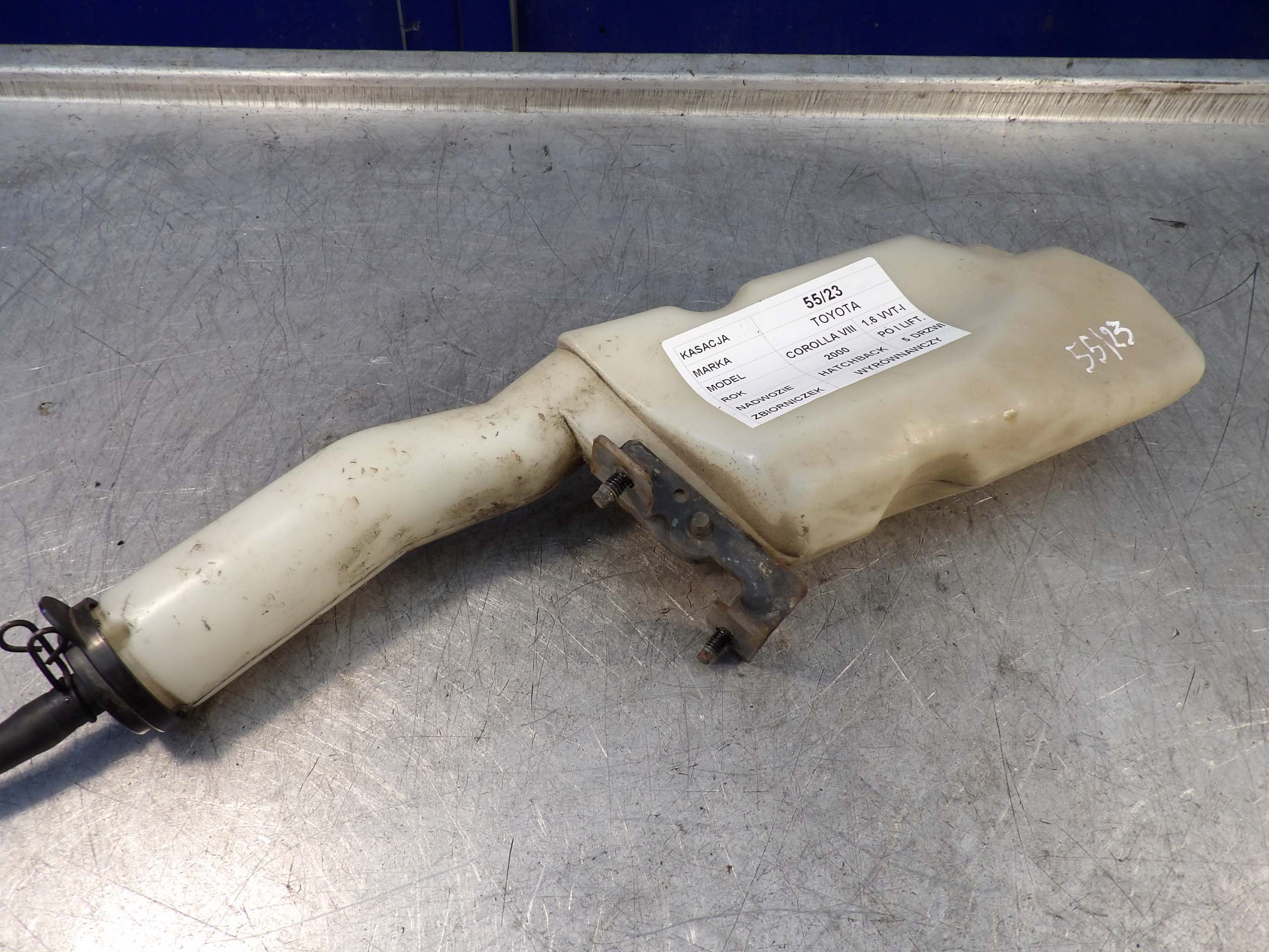 BEHÄLTER WYR. TOYOTA COROLLA VIII E11 16480-02090