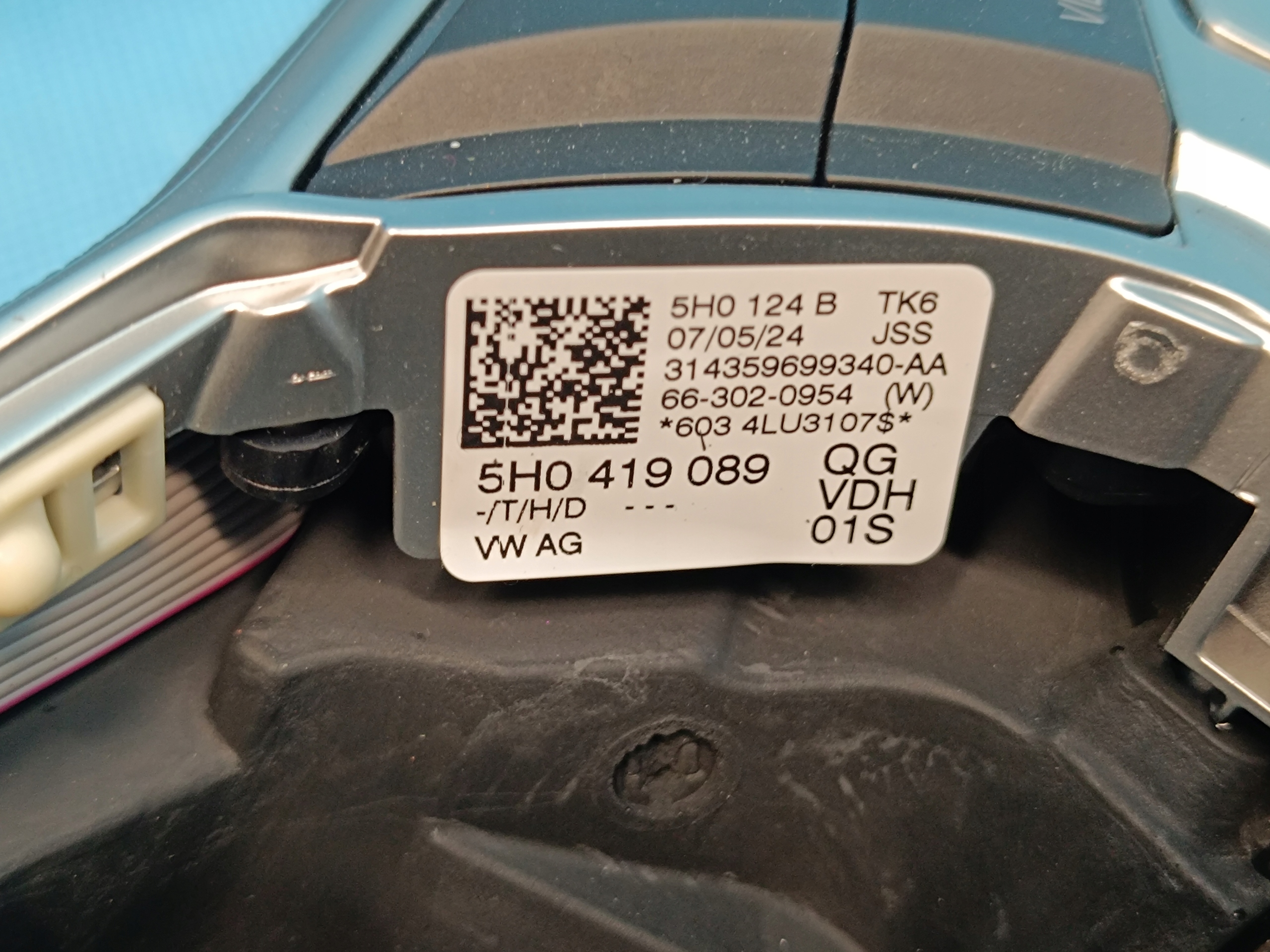 vw Golf 8 Variant рестайлинг 1.5 110KW 2024R руль кожа 5H0419089QG