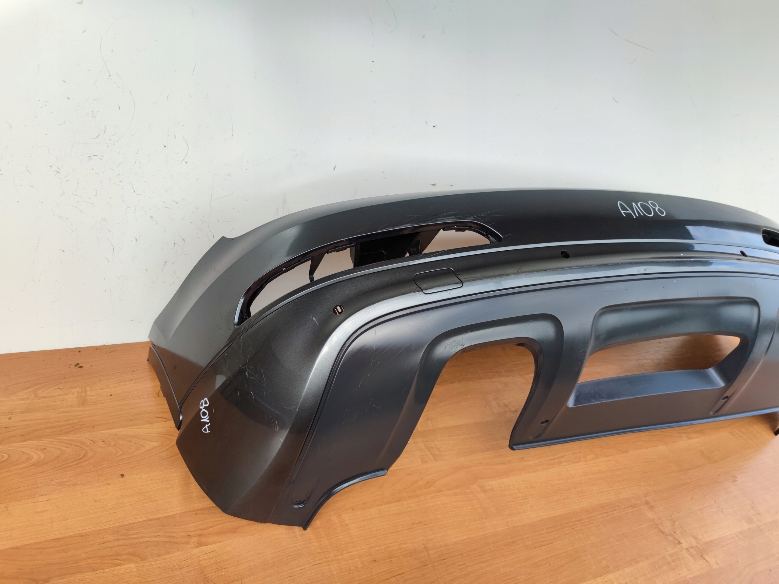AUDI Q3 bumper rear part + SPOILER below towing DEKIELKI 8U0