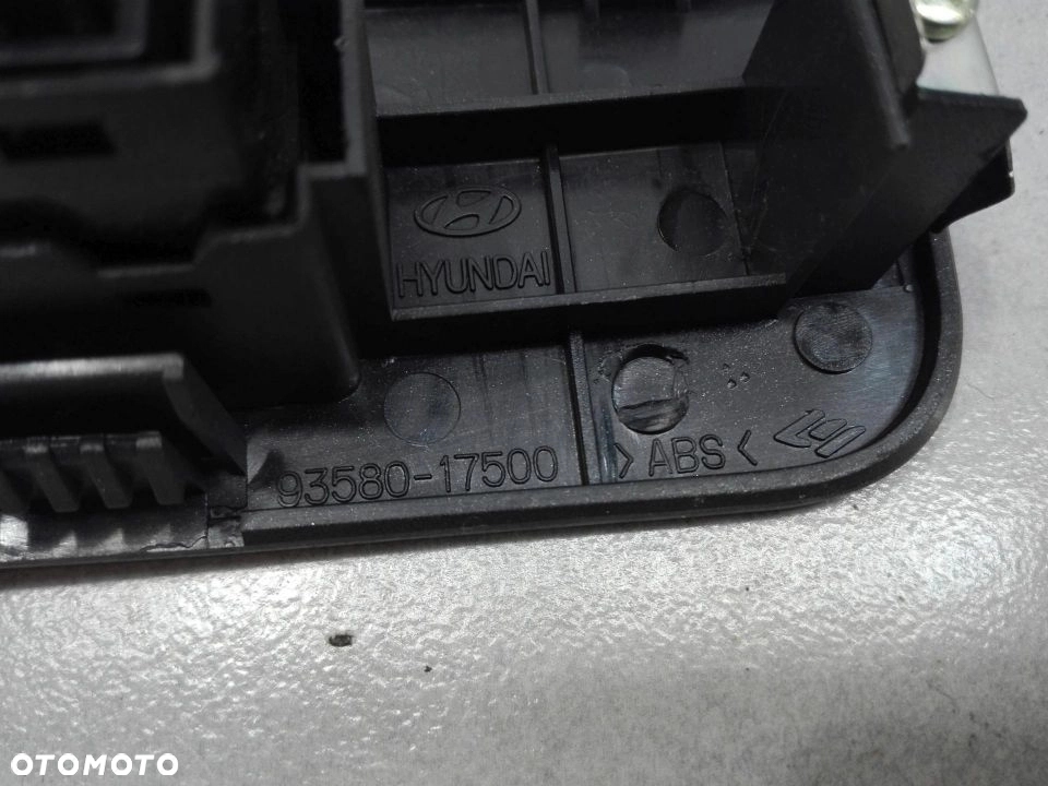 PANEL windows left rear part HYUNDAI MATRIX 93580-17500