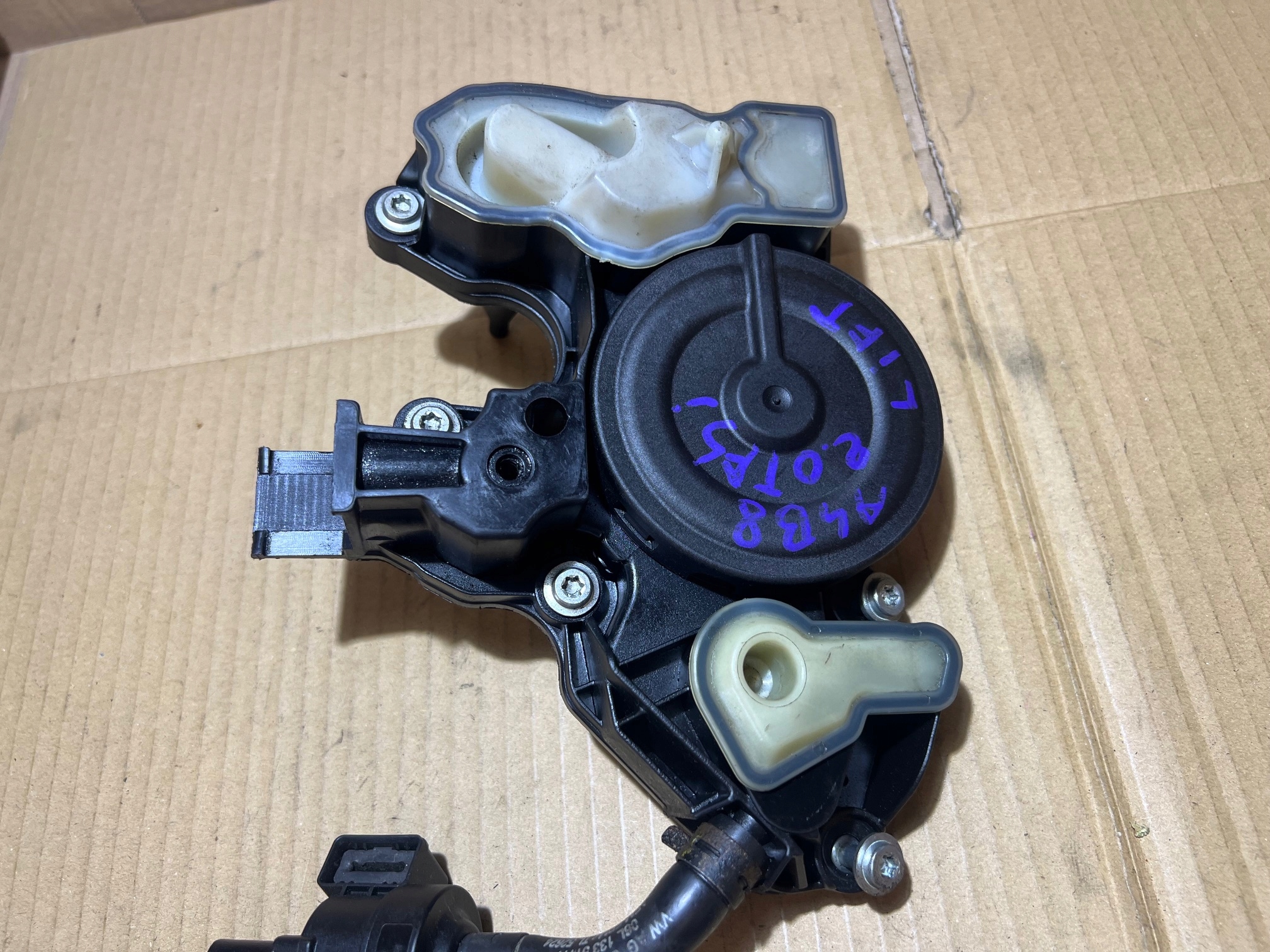 AUDI A4 B8 A5 Q5 A6 2.0 TFSI ODMA SEPARATOR olaj
